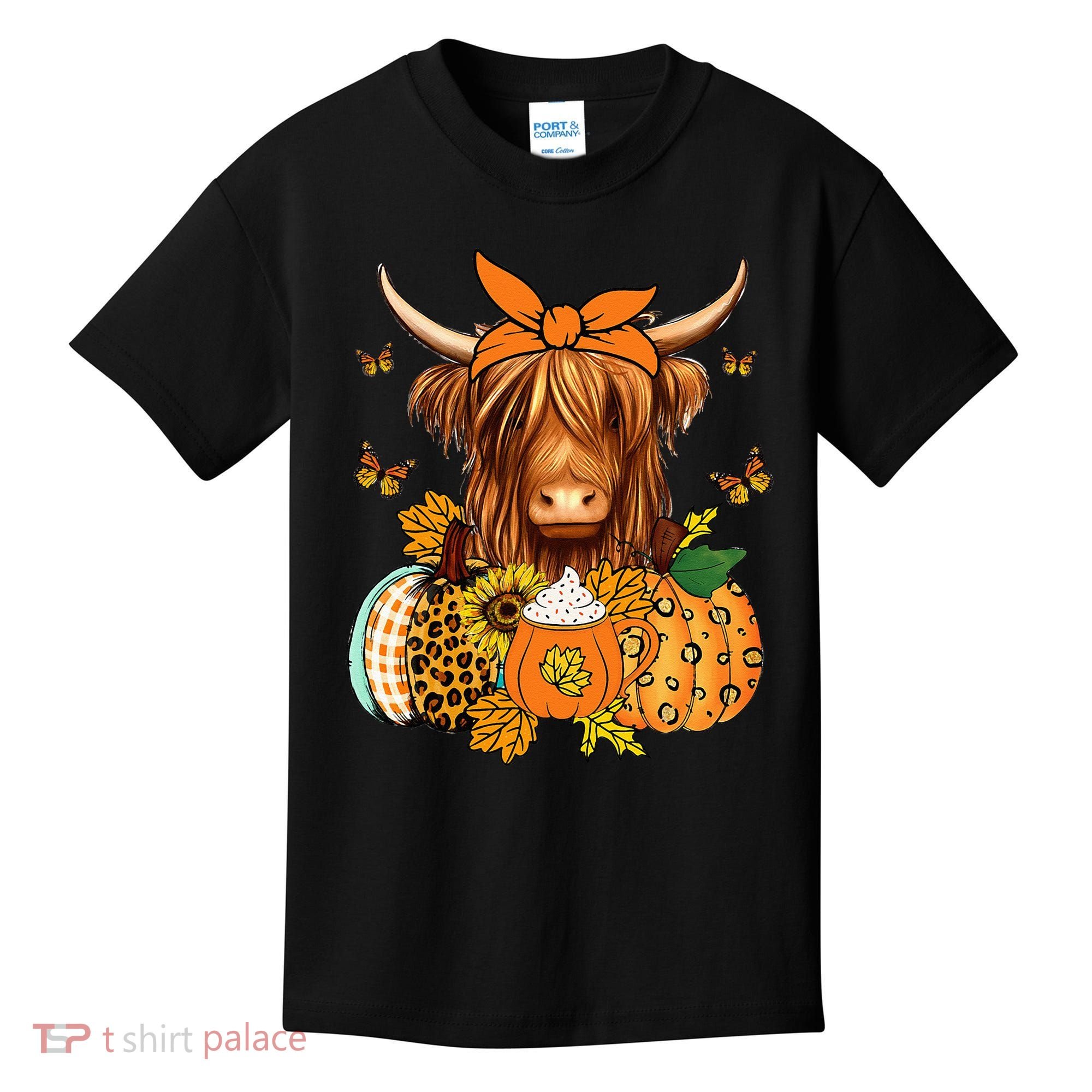 Highland Cow Fall And Leaves Pumpkins Autumn Thanksgiving Kids T-Shirt
