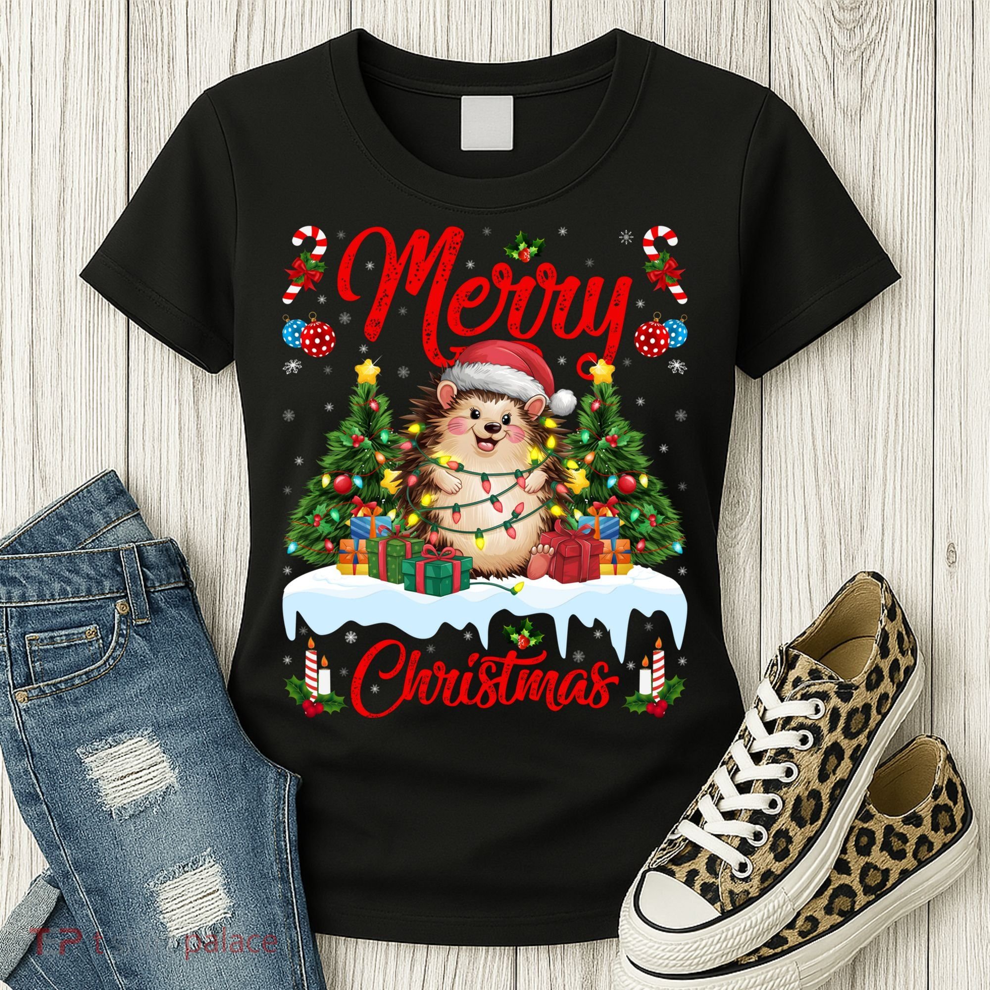 Hedgehog Christmas Hedgehog Xmas Tree Lighting Santa Hat Women's T-Shirt