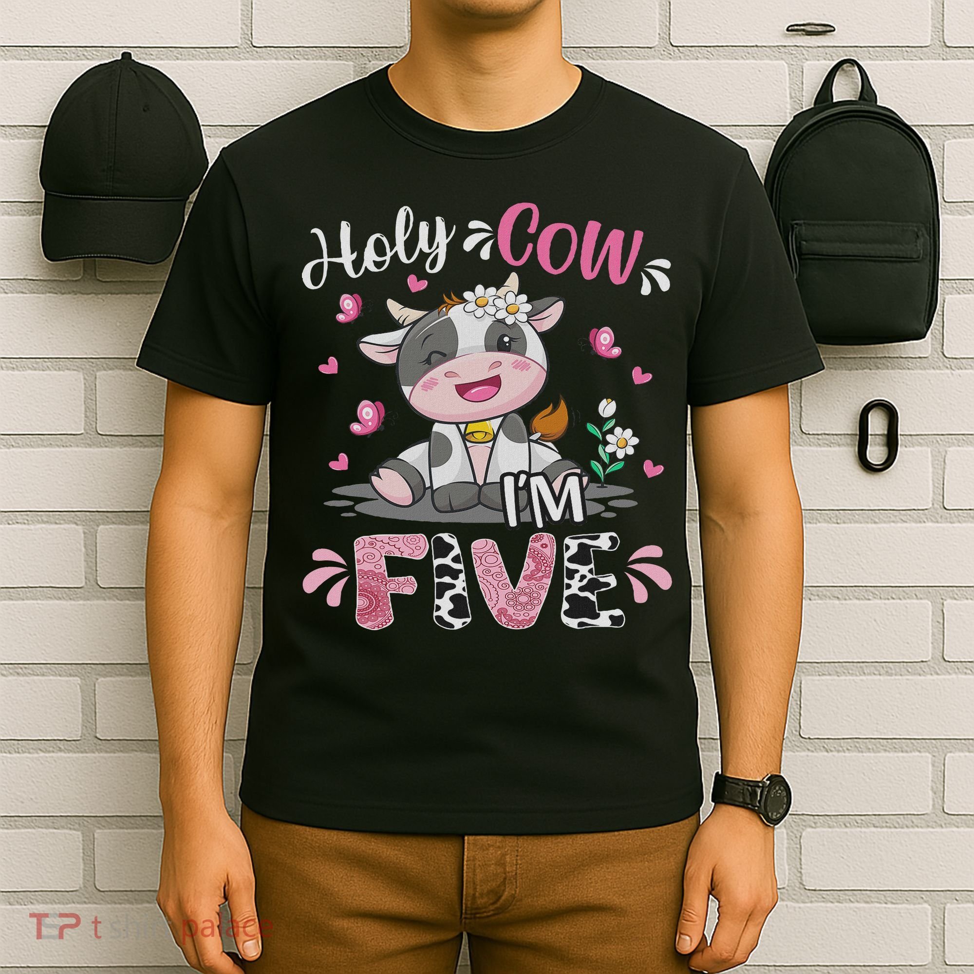 Holy Cow I'm Five 5 Years Old 5th Birthday Girl Outfit T-Shirt