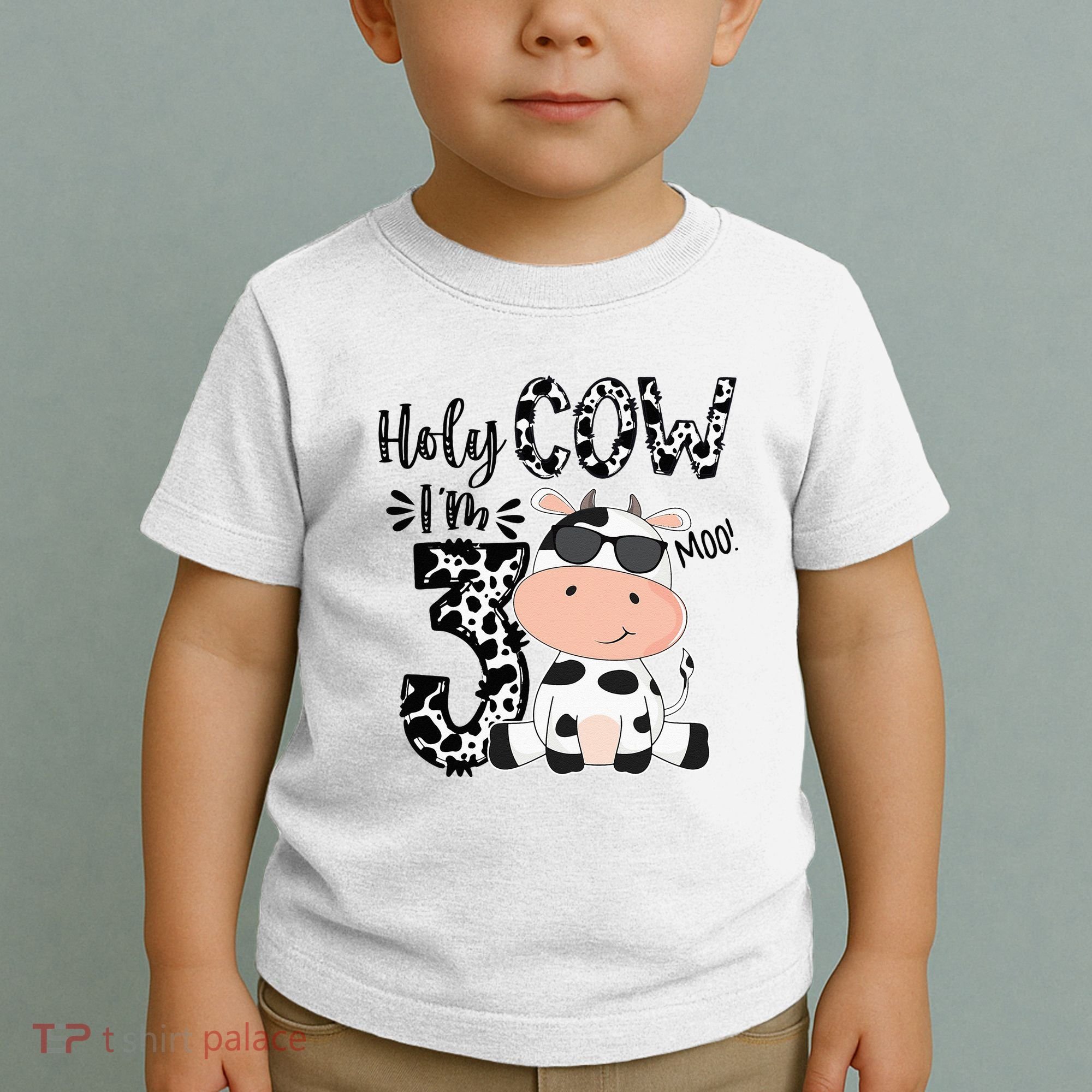 Holy Cow Im 3 Birthday Boy 3rd Cow Farm Animals Bday Toddler T-Shirt