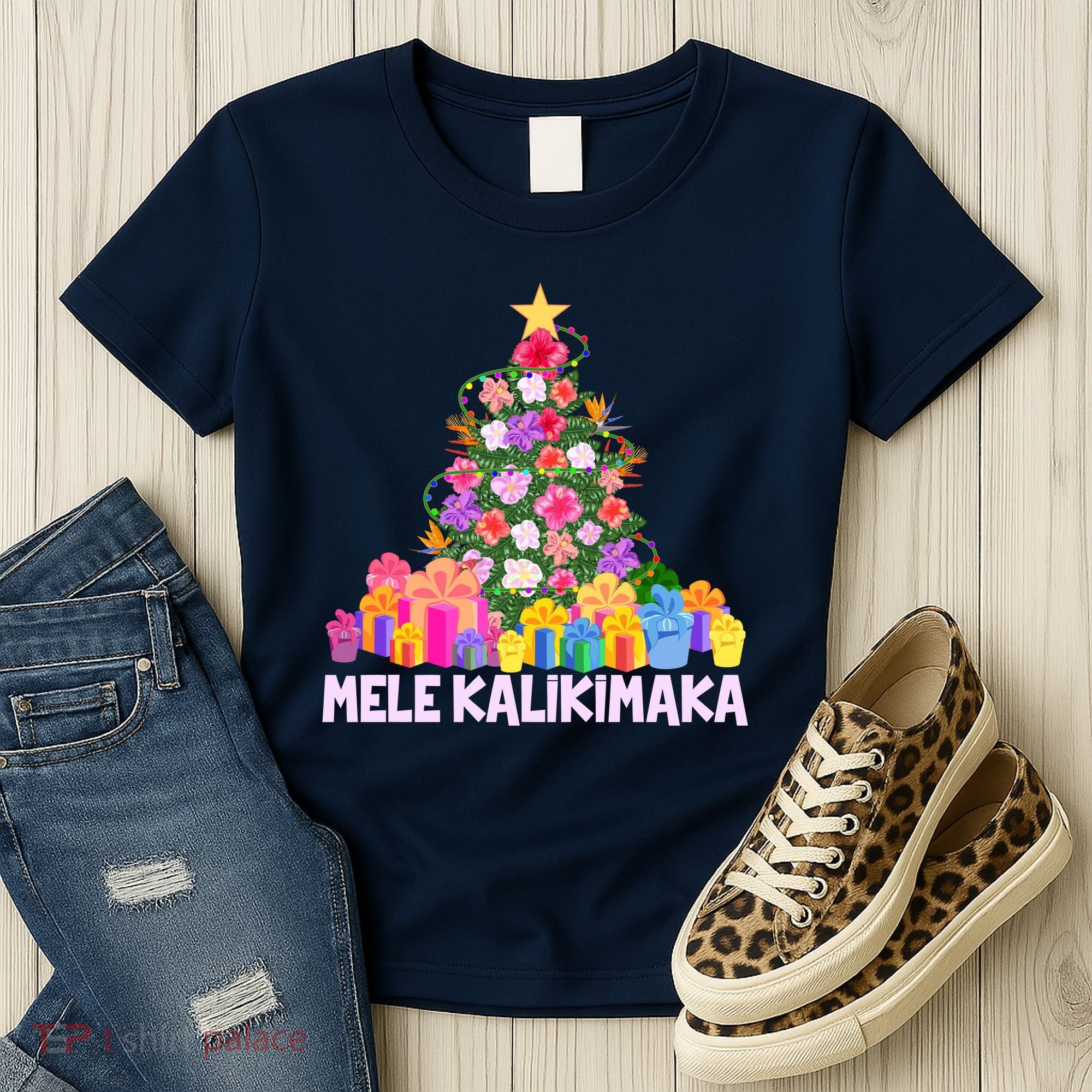 Hawaiian Christmas Mele Kalikimaka Tropical Flower Tree Women's T-Shirt
