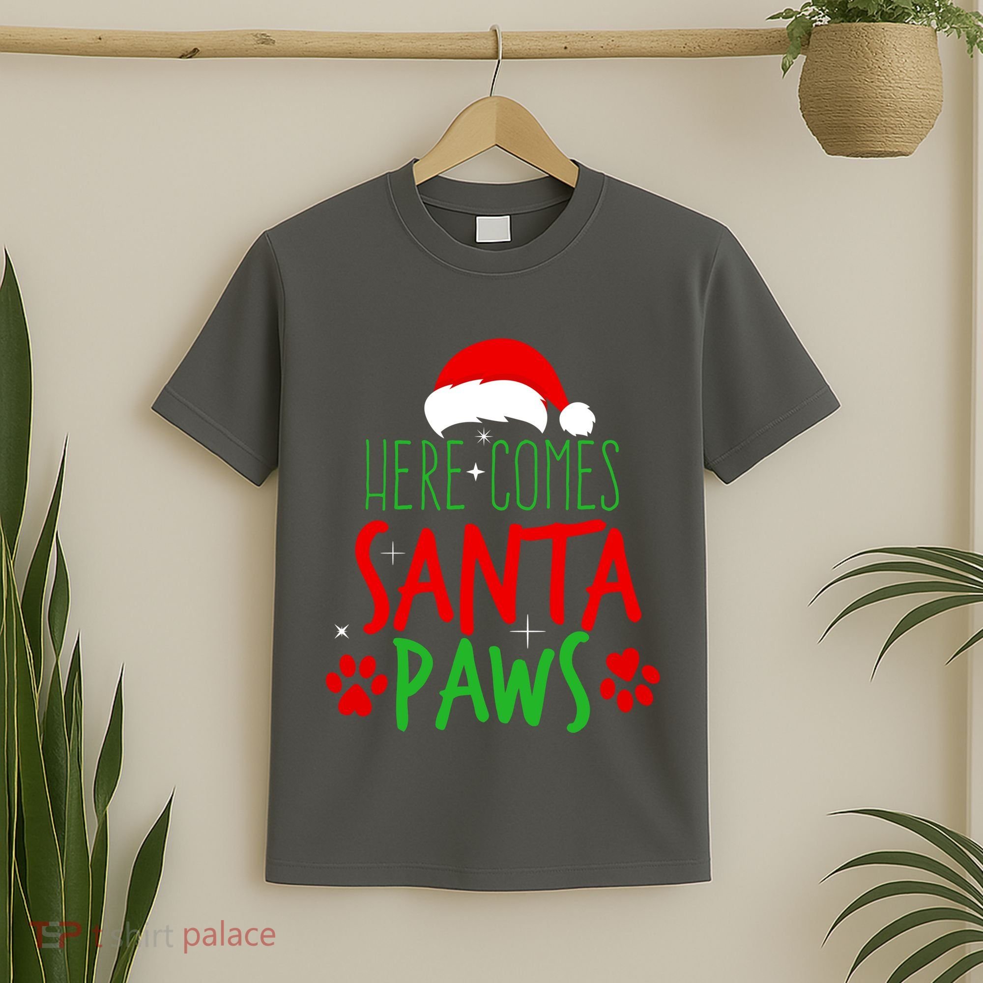 Here Comes Santa Paws Cute Christmas T-Shirt