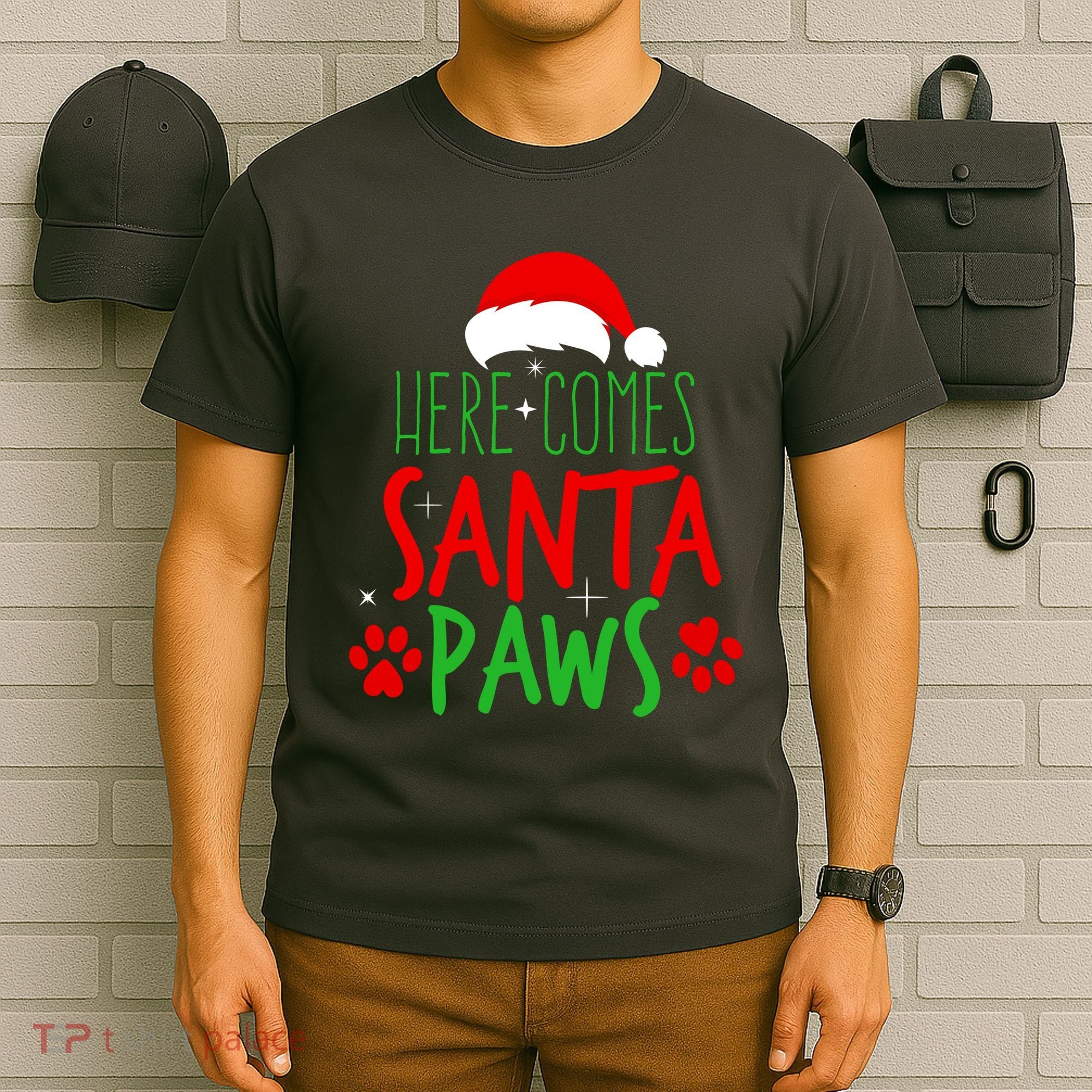 Here Comes Santa Paws Cute Christmas T-Shirt