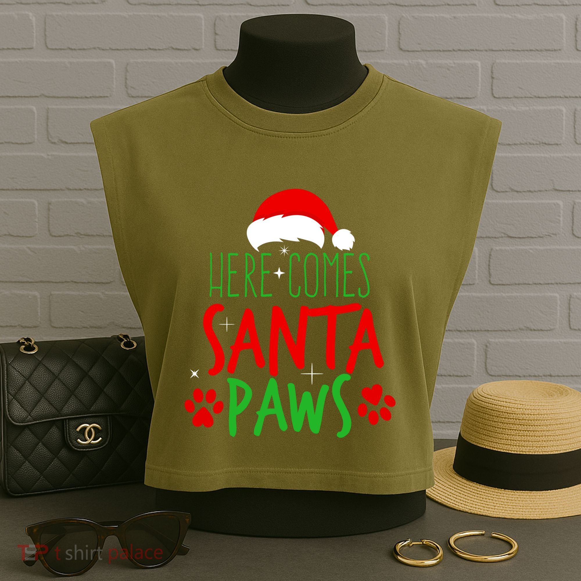 Here Comes Santa Paws Cute Christmas Garment-Dyed Women's Muscle Tee