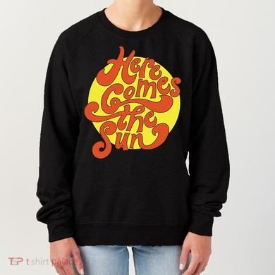 Here Comes The Sun Summer Beach Retro Women's Sweatshirt