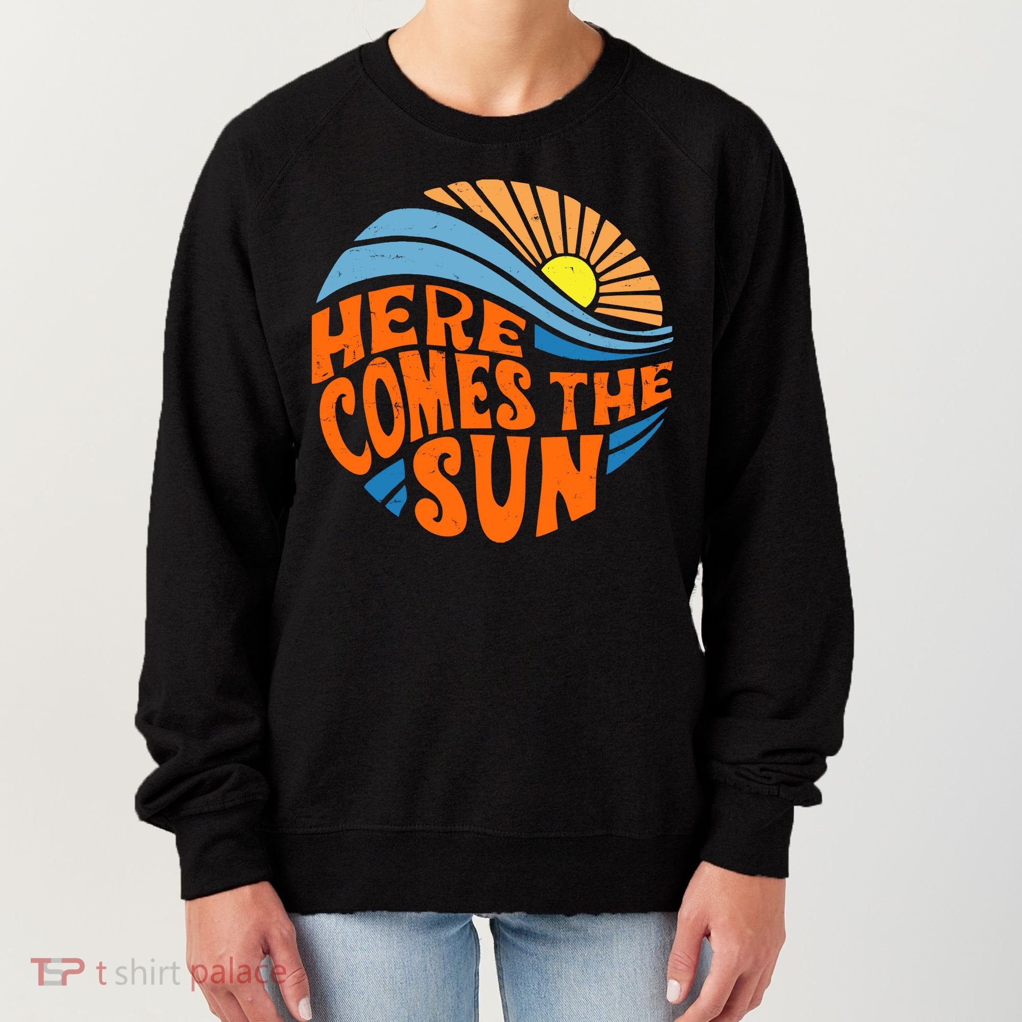 Here Comes The Sun Retro Summer Women's Sweatshirt