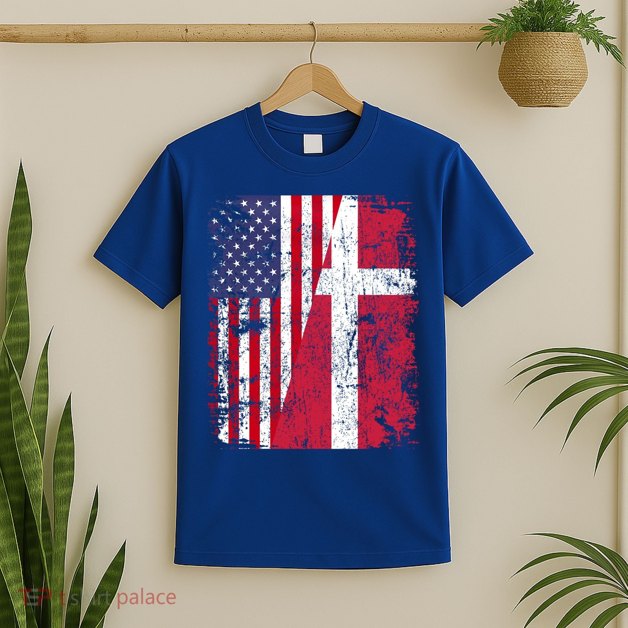 Half Danish American Flags Denmark Usa Distressed Vintage Gift T-Shirt