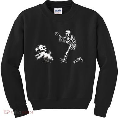 Halloween Dog Funny Skeleton Skeleton Chasing Dog Gift Kids Sweatshirt
