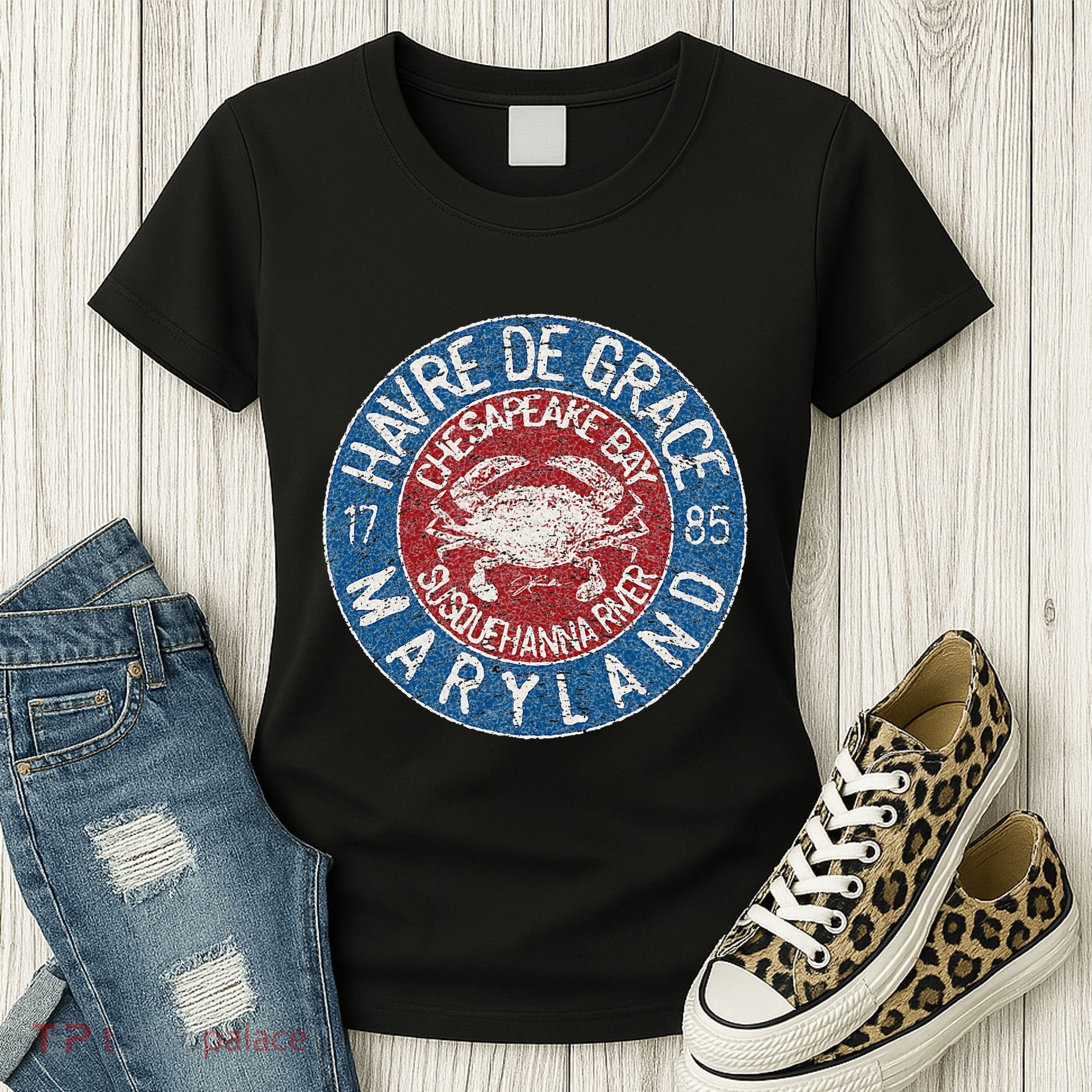 Havre De Grace Md With Blue Crab Women's T-Shirt