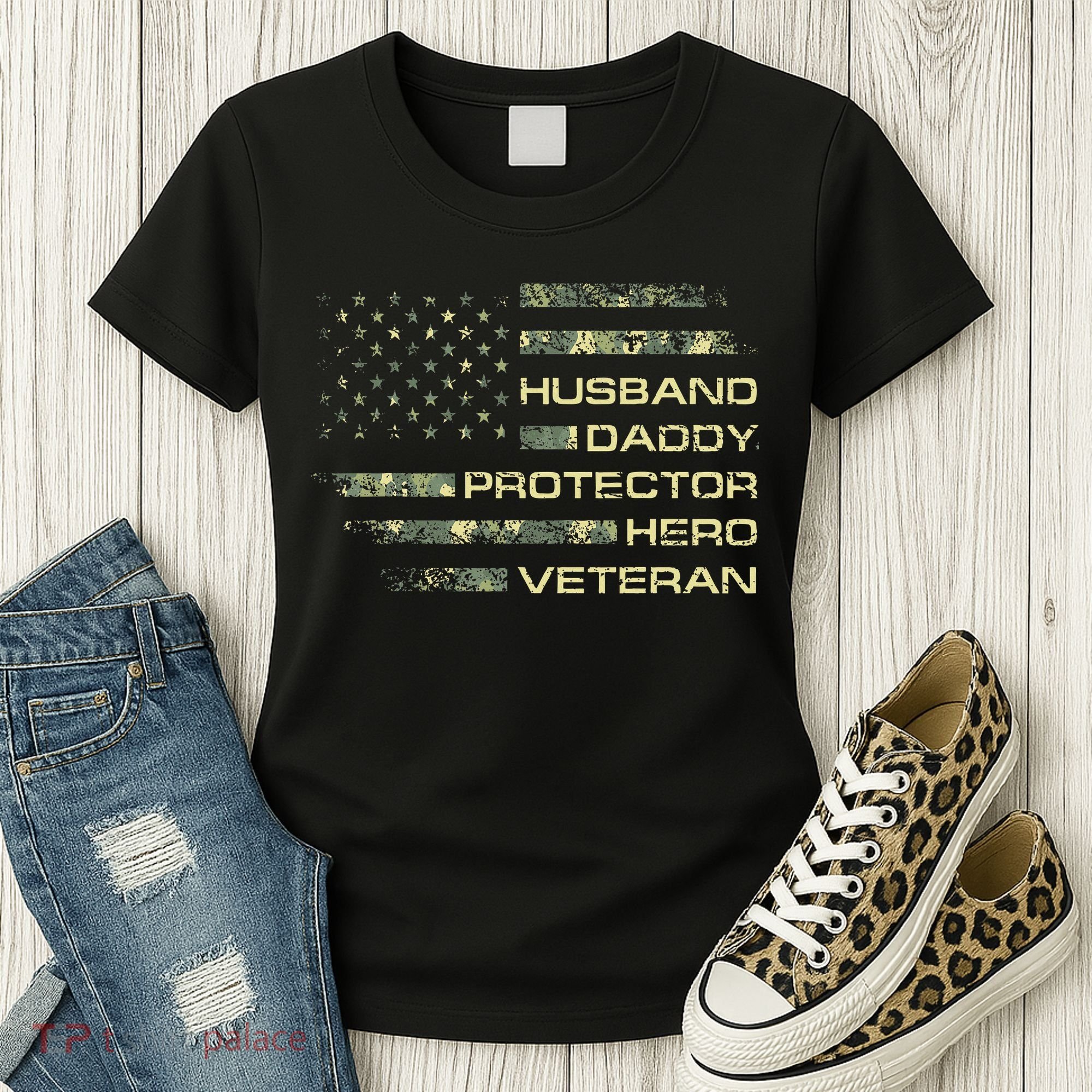 Husband Daddy Protector Hero Veteran Usa Flag Camouflage Dad Women's T-Shirt