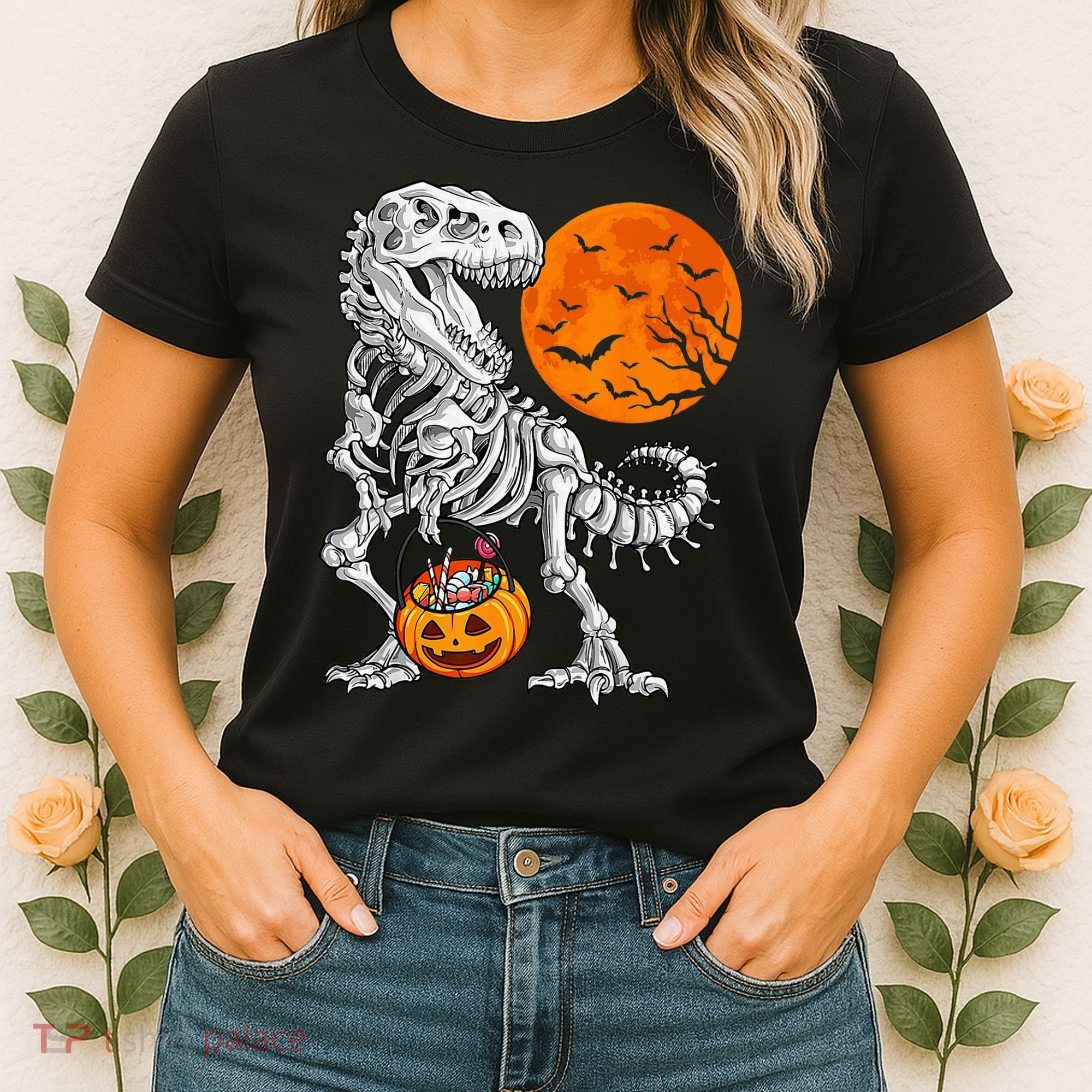 Halloween Dinosaur Skeleton T rex Scary Pumpkin Moon Women's T-Shirt