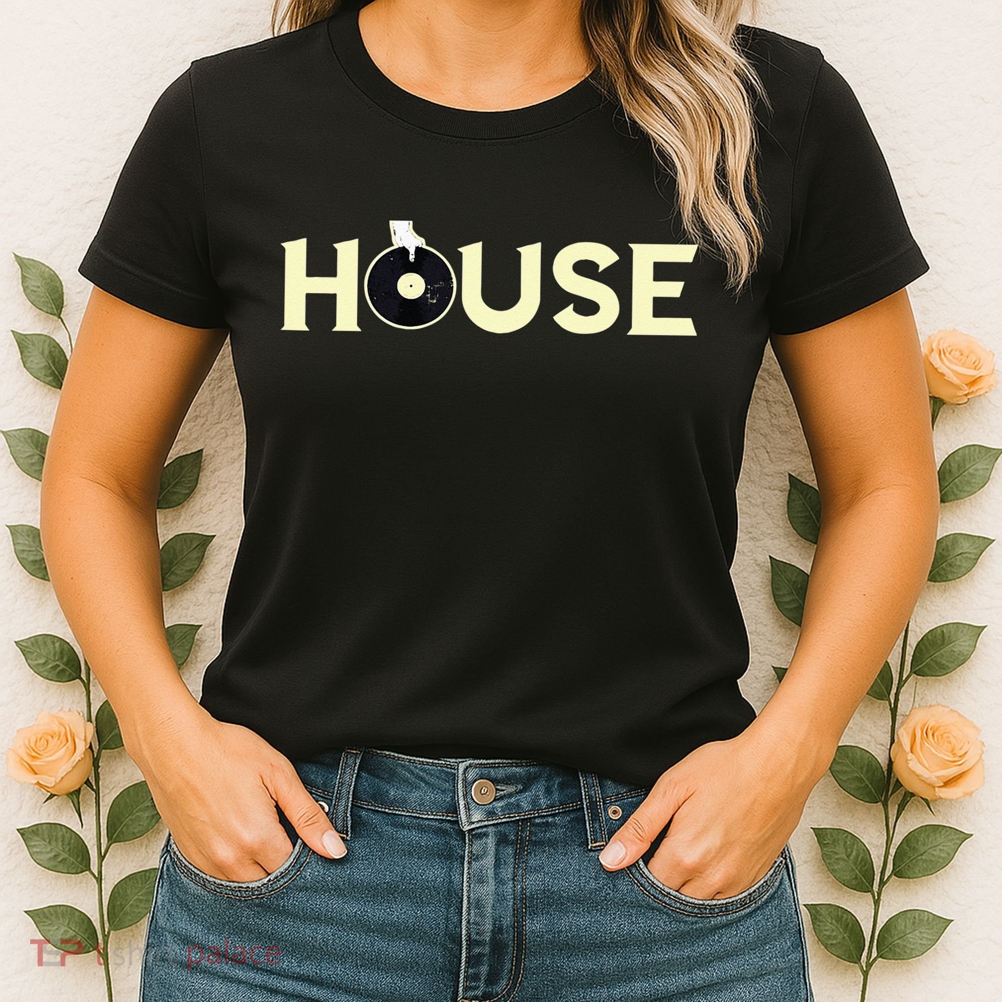 House DJ Turntable Techno EDM Dance Music Discjockey Women's T-Shirt