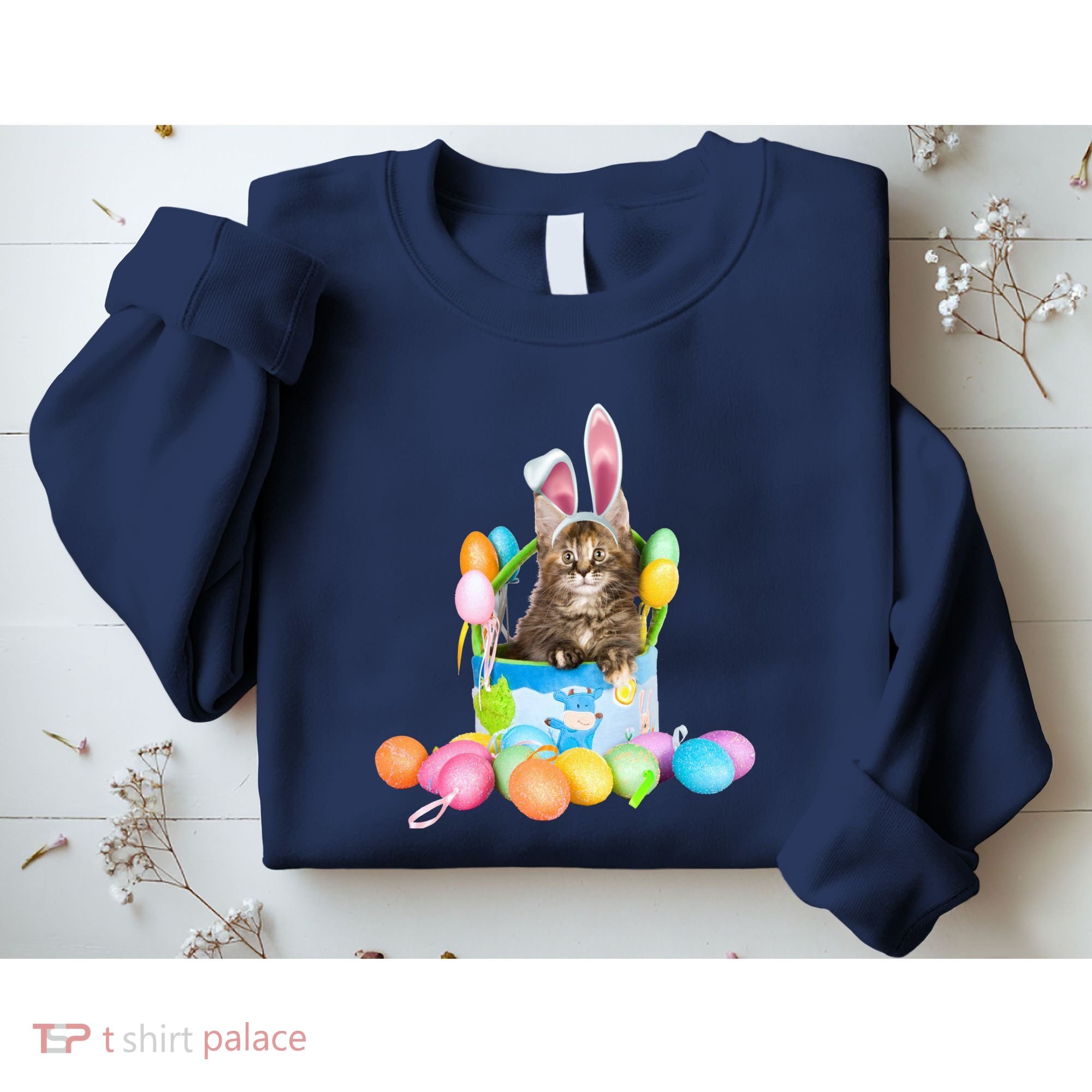 Happy Easter Cute Bunny Cat Eggs Basket Maine Coon Kitten Sweatshirt