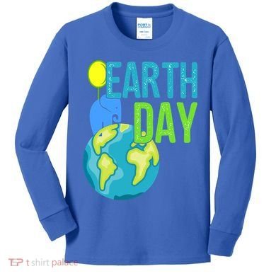Happy Earth Day Great Vintage Earth Day Elephant Cute Gift Kids Long Sleeve Shirt