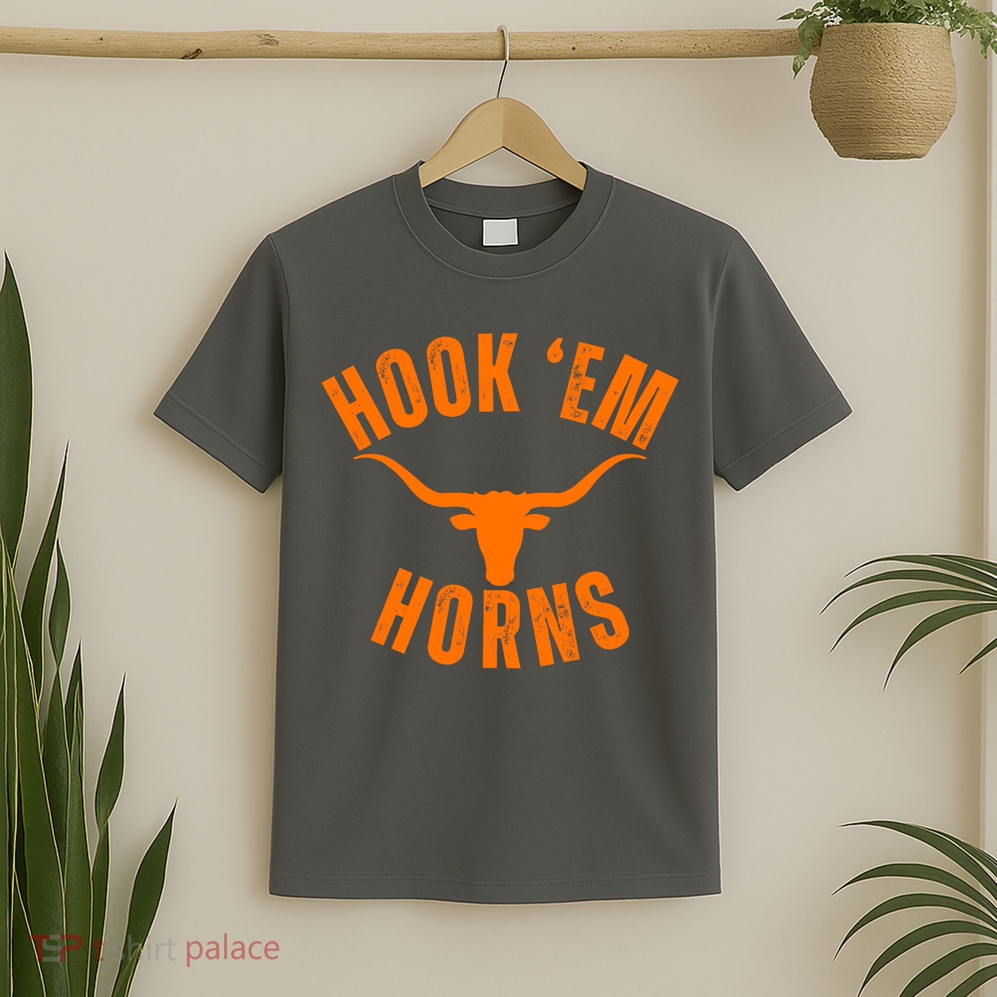 Hook Em Horns Texas Bull Head T-Shirt