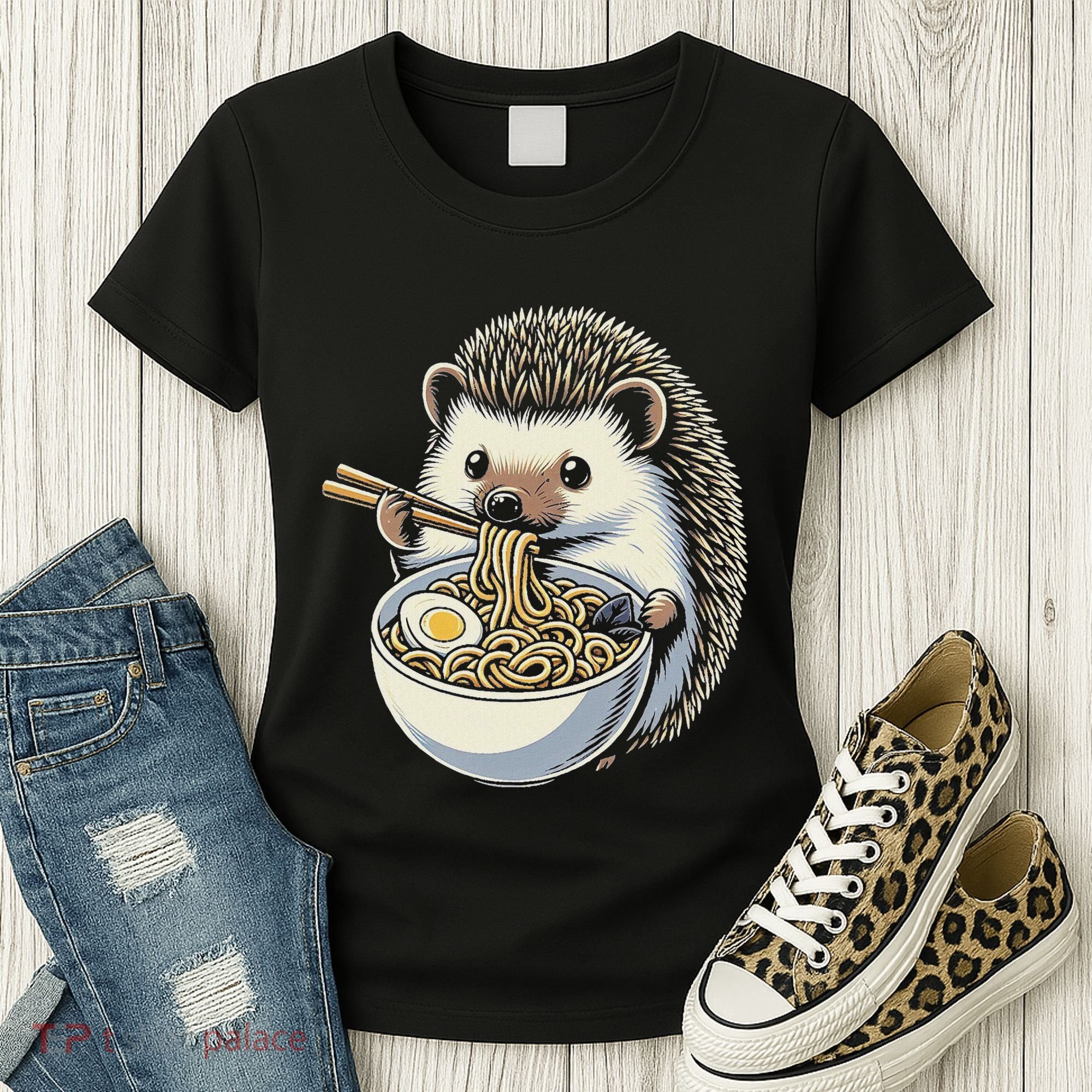 Hedgehog Eating Ramen Japanese Noodles Soup Women's T-Shirt