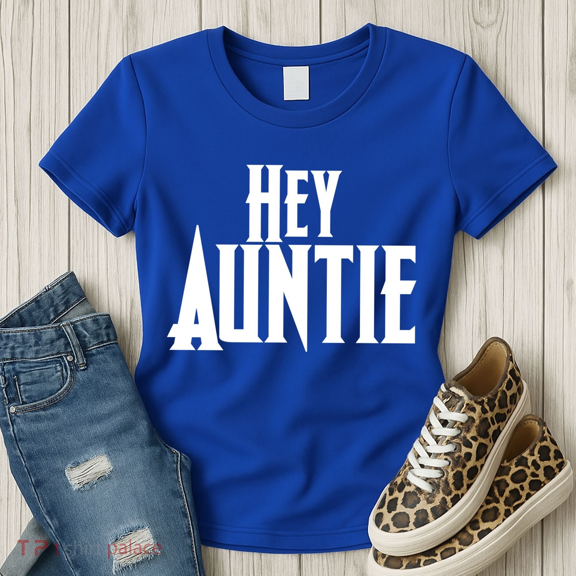 Hey Auntie  Women's T-Shirt
