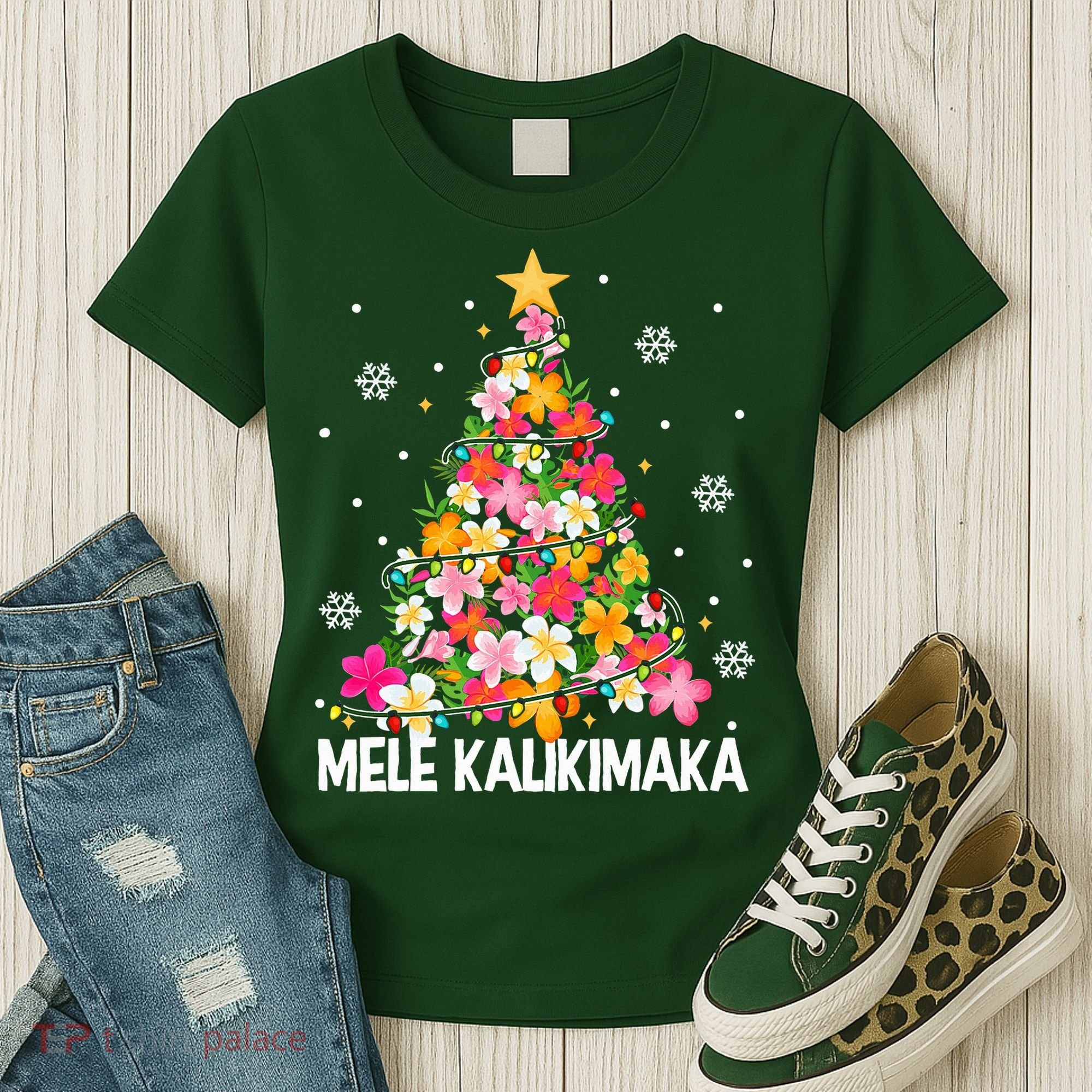 Hawaiian Floral Christmas Tree Mele Kalikimaka Tropical Xmas Women's T-Shirt