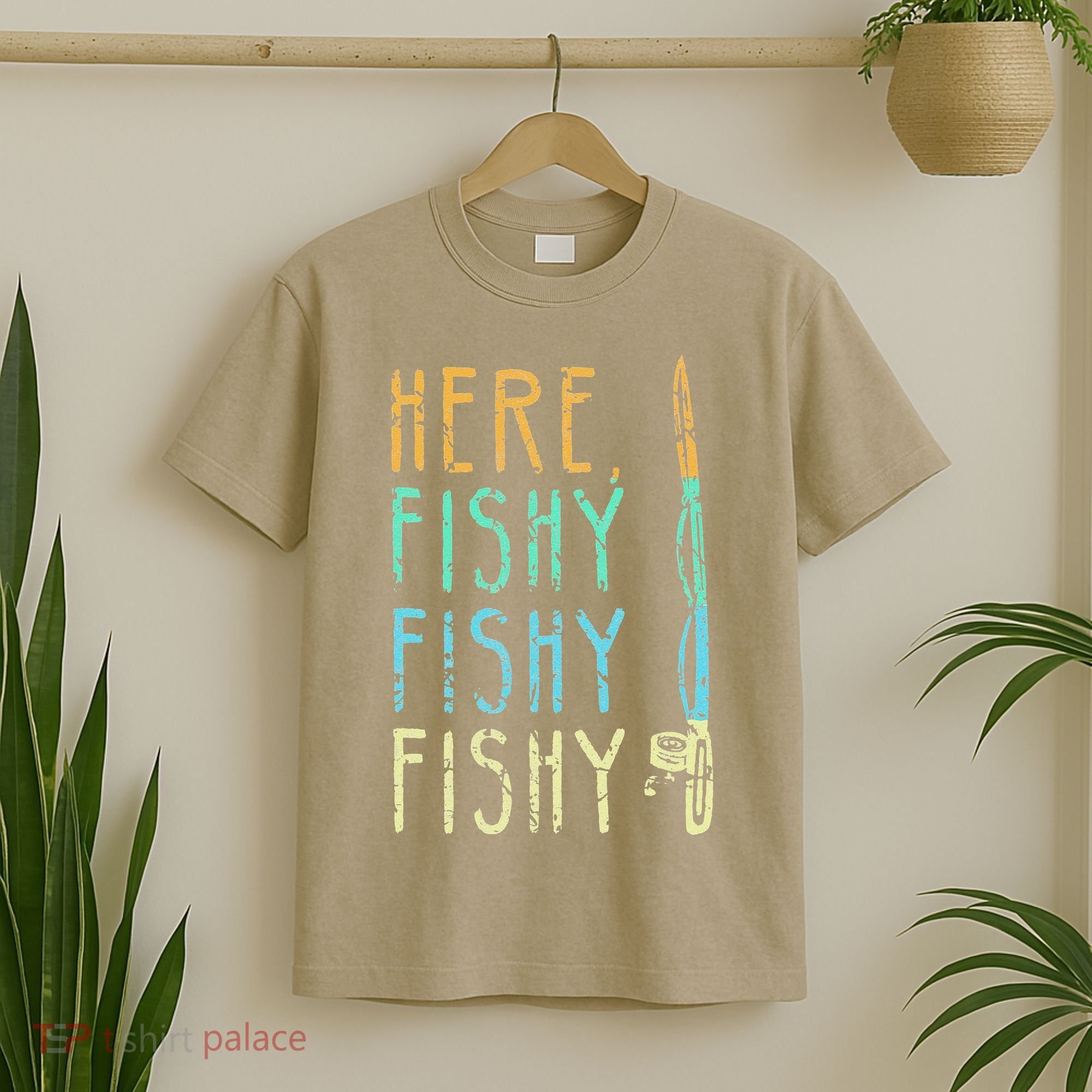 Here Fishy Fishy Fishing Lover Tee Fishermans Gift T-Shirt