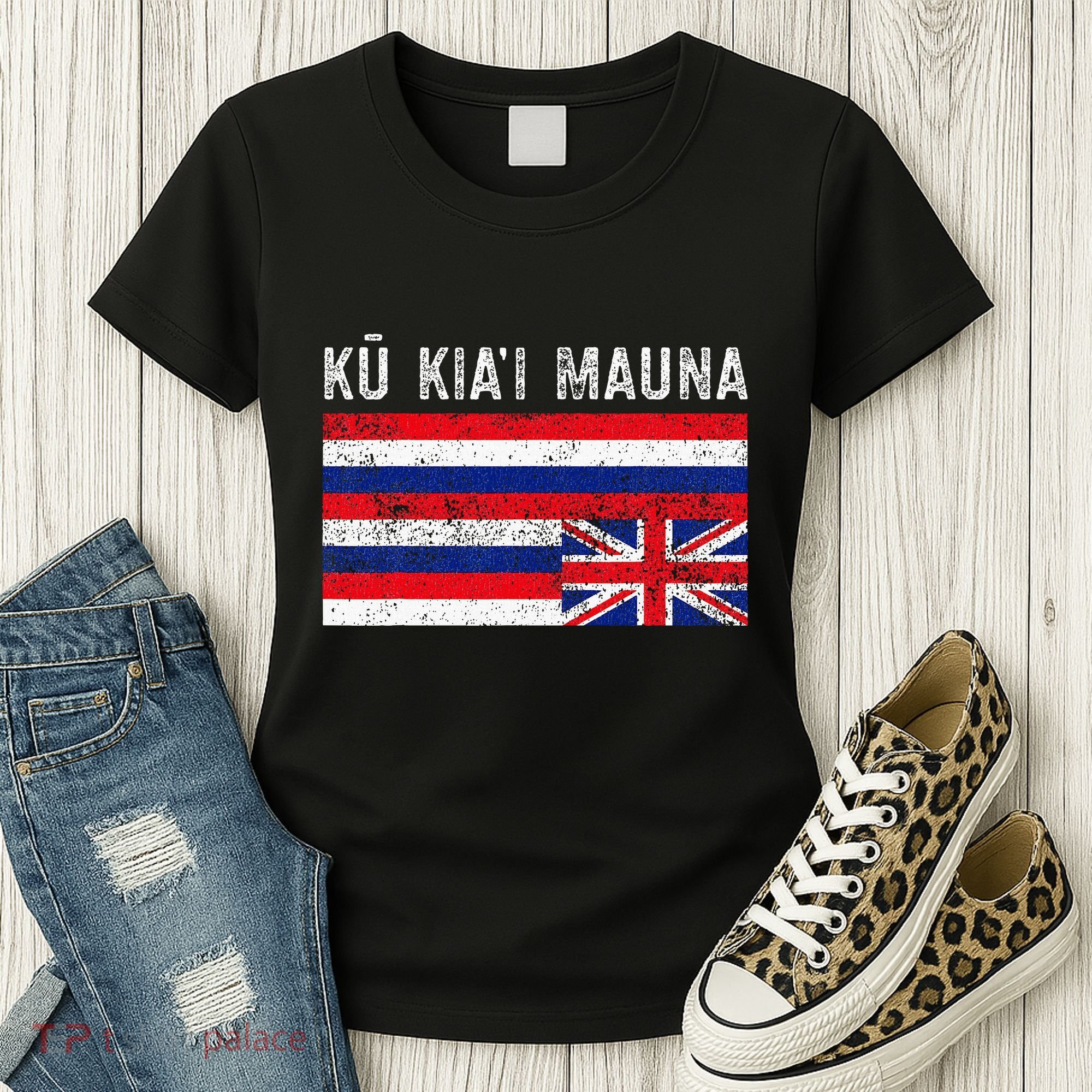 Hawaiian Flag Protest Protect Mauna Kea Ku Kiai Mauna Women's T-Shirt