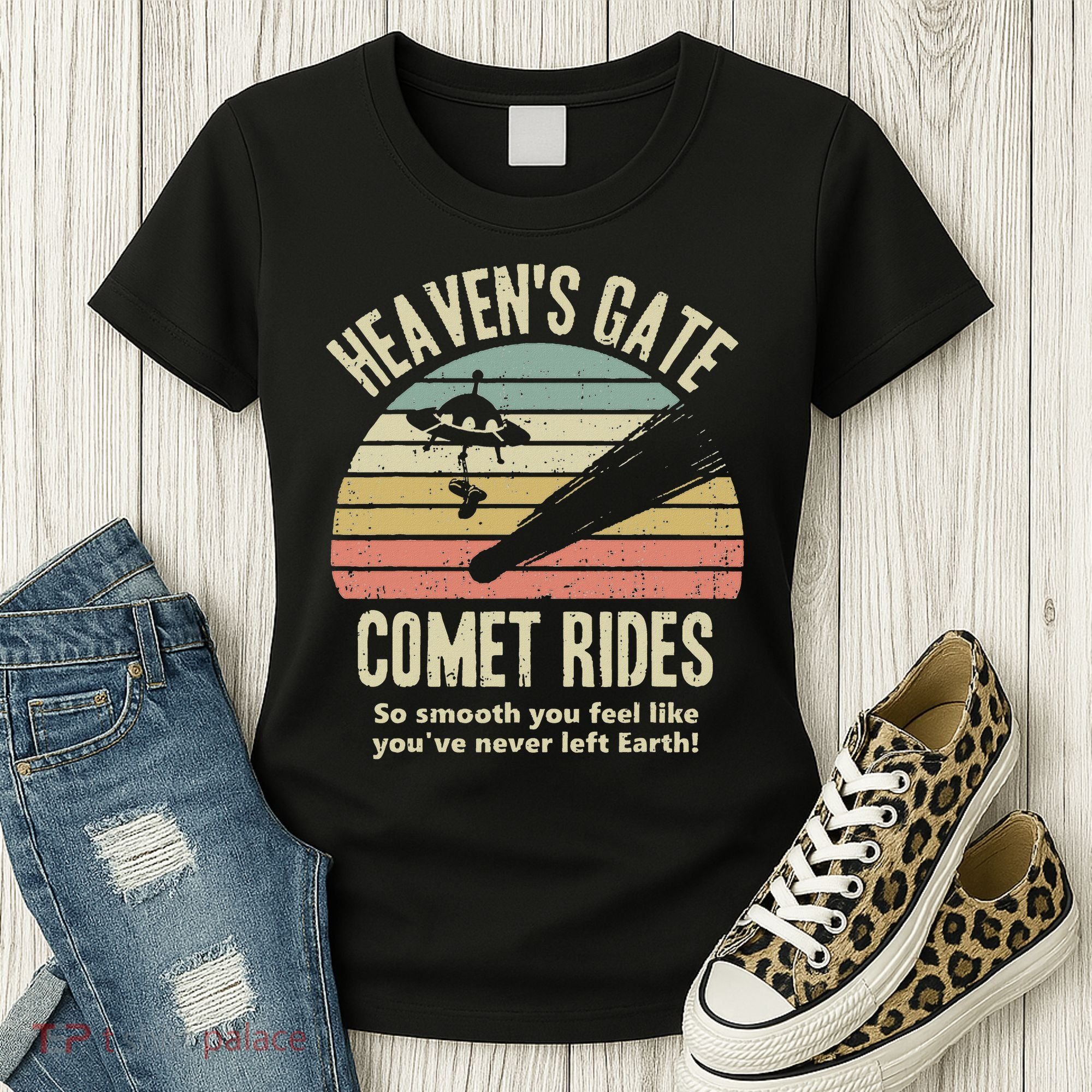 Heaven's Gate Comet Rides Retro Man 90s Space Lover Gift Women's T-Shirt