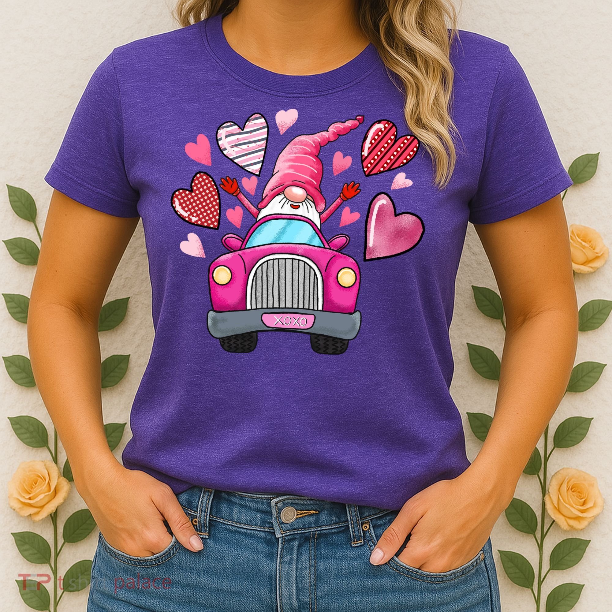 Heart Gnome Xoxo Valentines Day Cute Women's T-Shirt