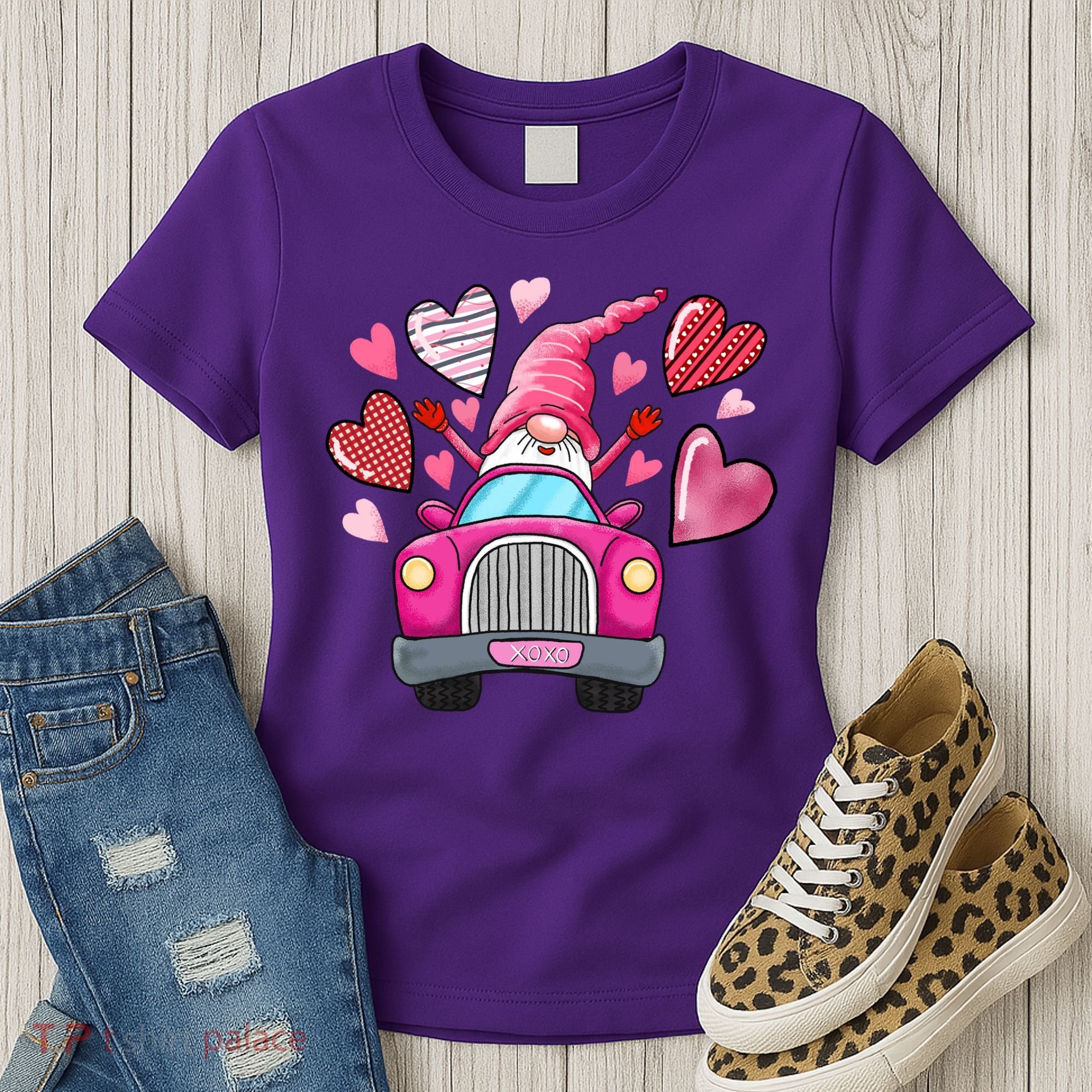 Heart Gnome Xoxo Valentines Day Cute Women's T-Shirt