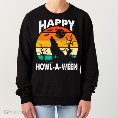 Happy Howl A Ween Halloween Wolf Retro Women's Sweatshirt