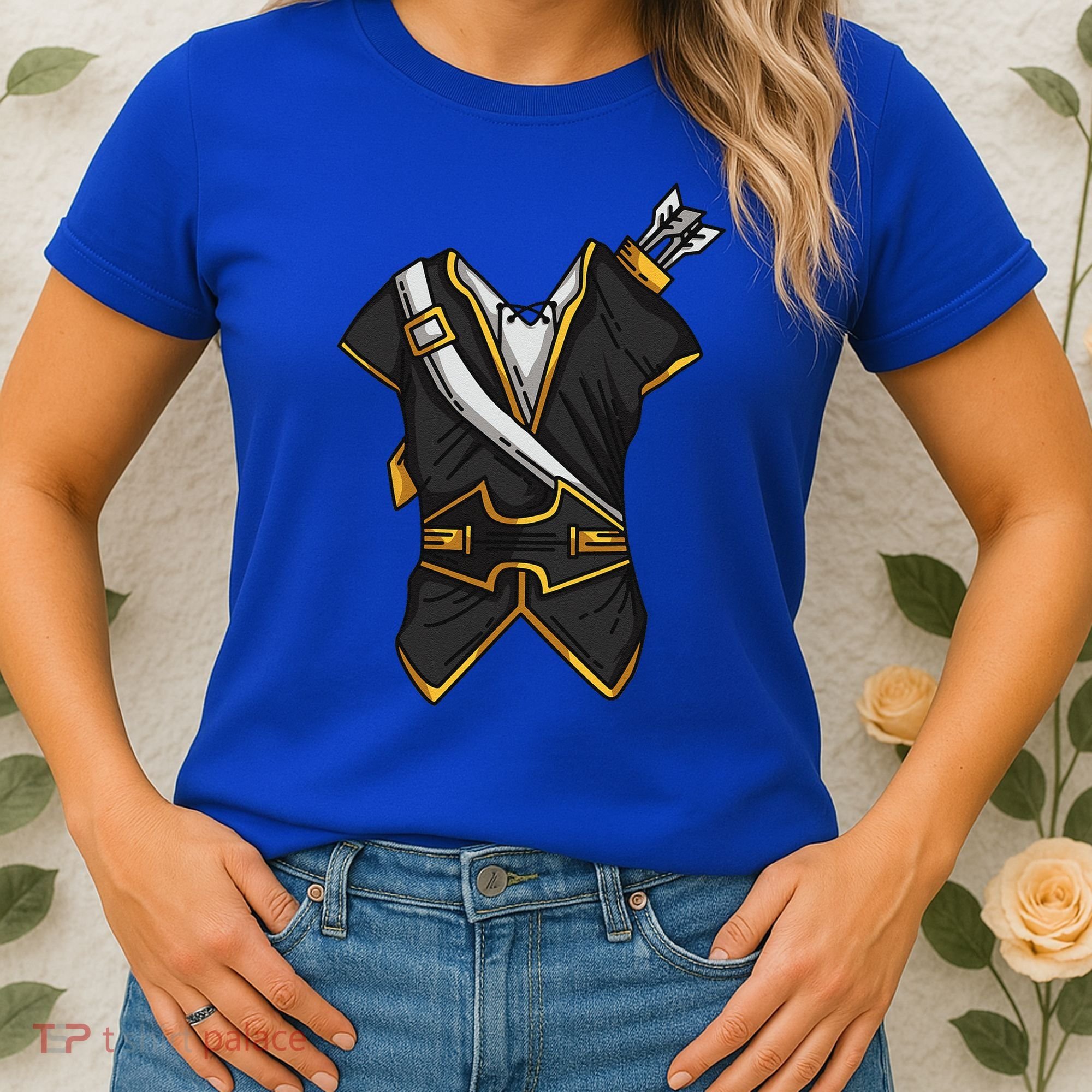 Huntsman Hunter Cool Lazy Easy Cosplay Halloween Costume Women's T-Shirt
