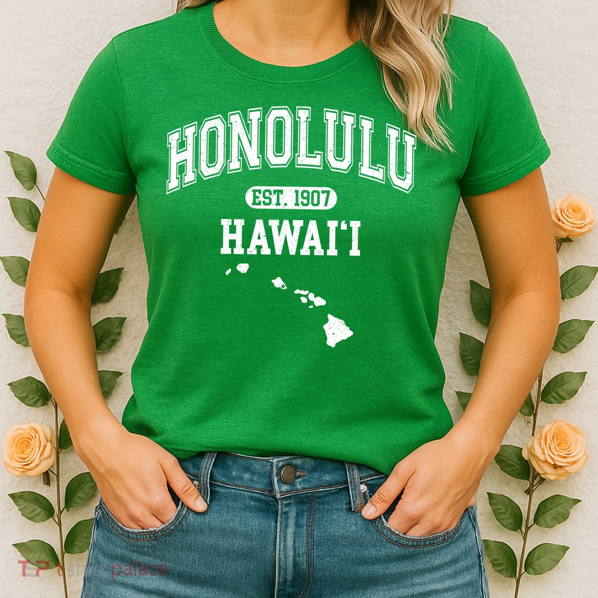 Honolulu Hawaii Est 1907 Varsity Women's T-Shirt