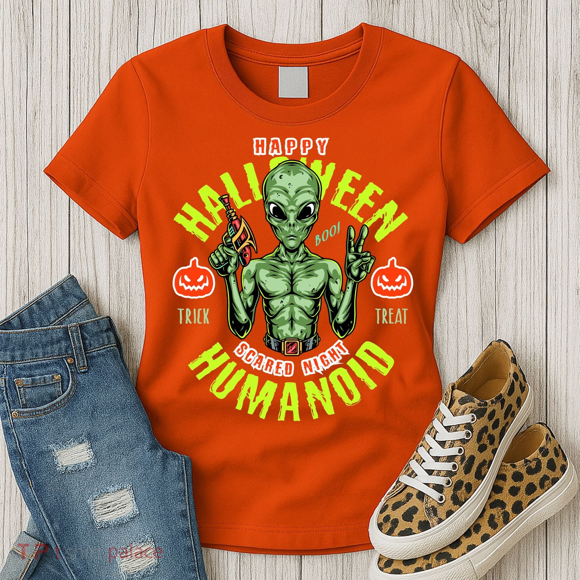 Happy Halloween Humanoid Alien Trick Or Treat Women's T-Shirt