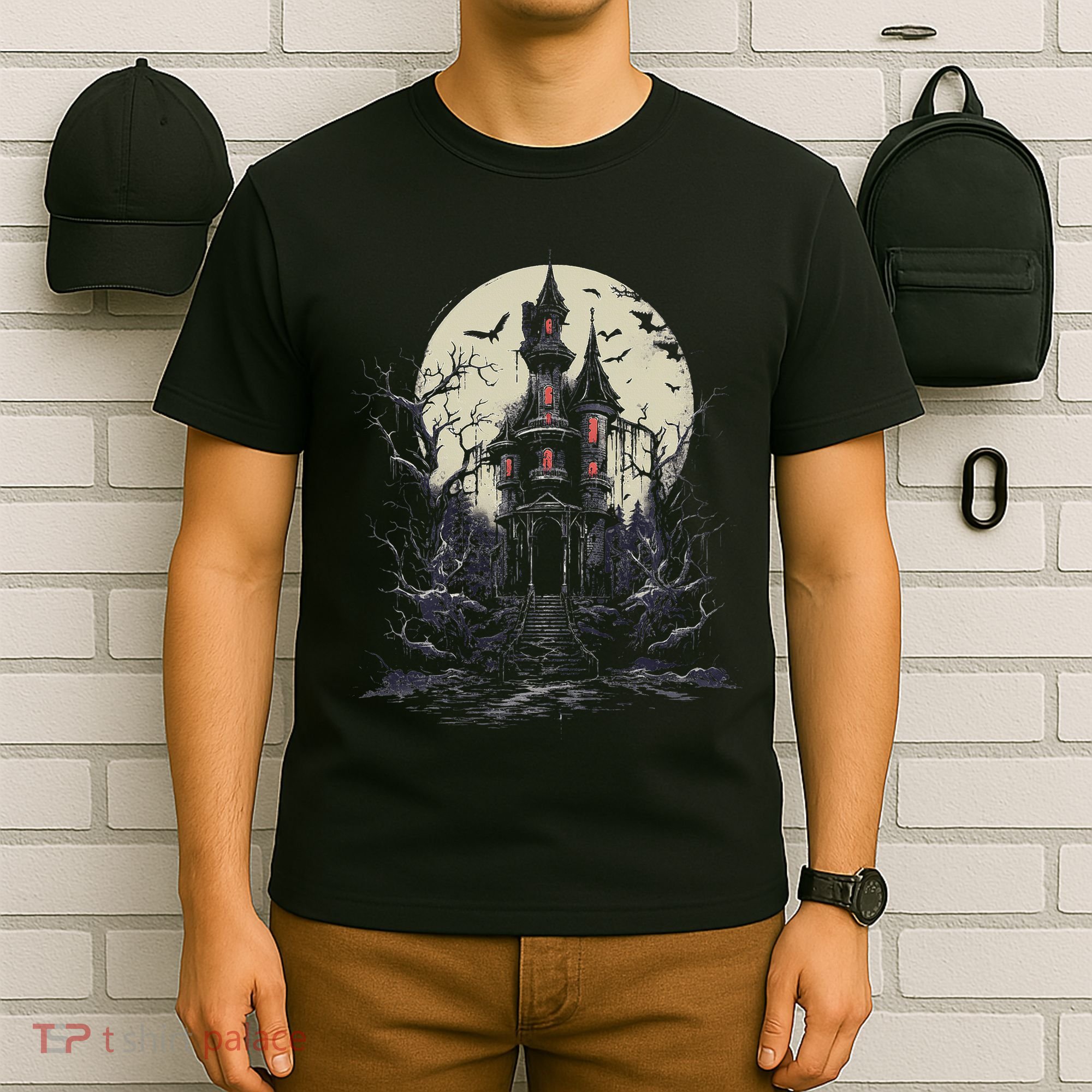 Haunted House Mansion Moon Halloween Decor T-Shirt