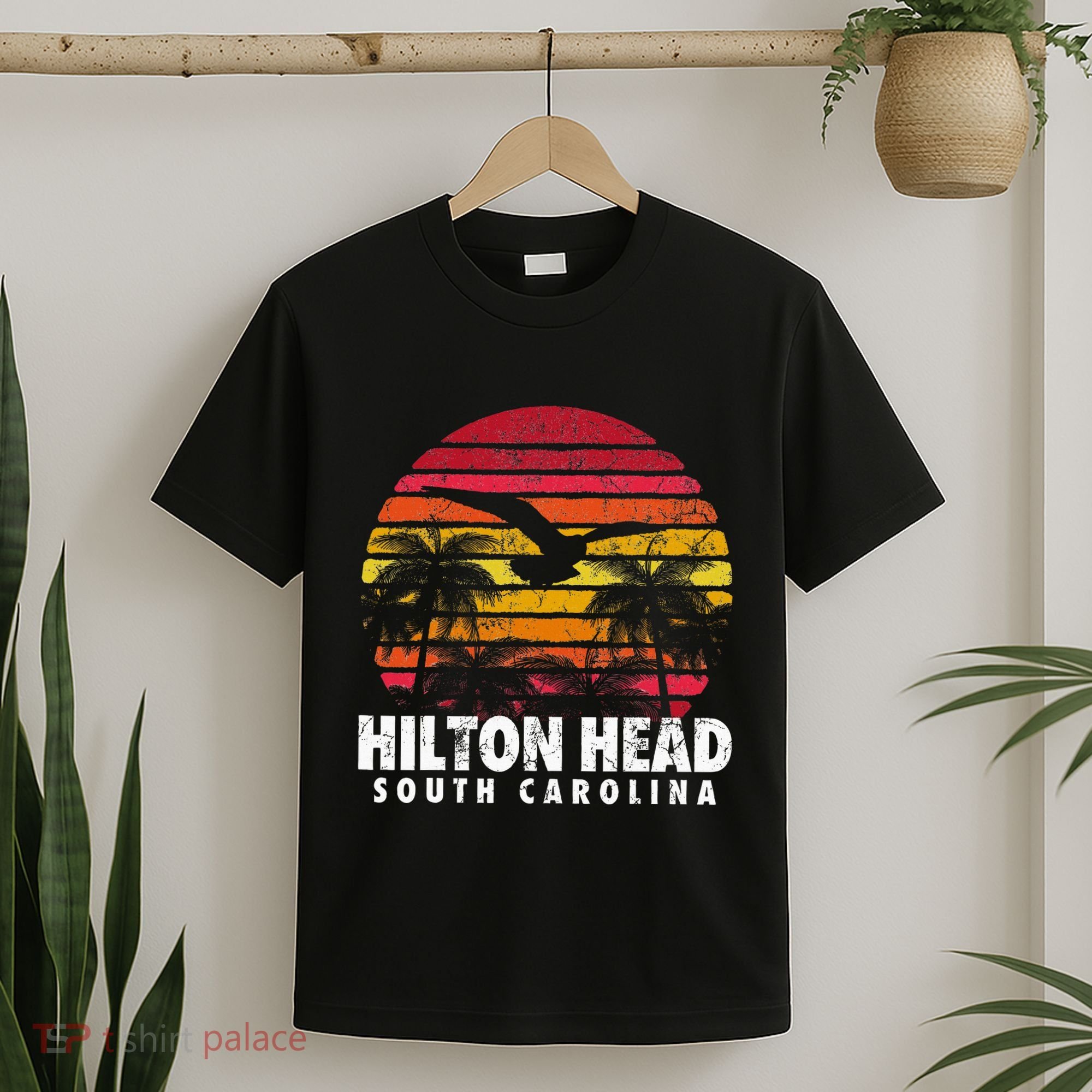 Hilton Head South Carolina Retro Sunset Style Beach Island T-Shirt