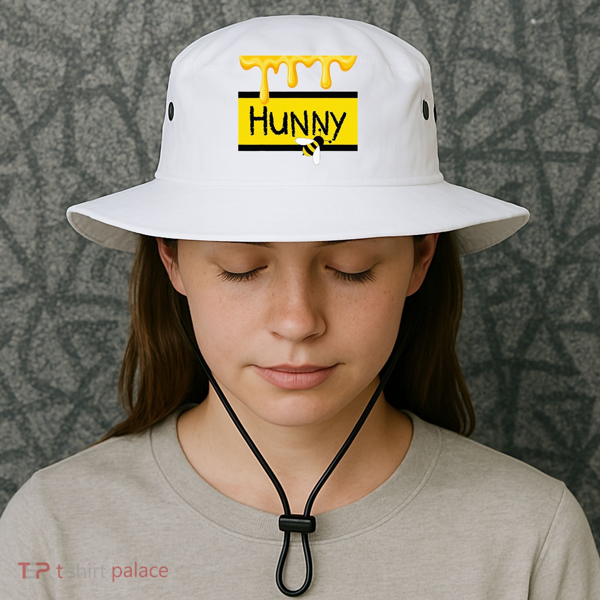 Hunny Jar Simulating With Dripping Honey And A Bee Bucket Hat