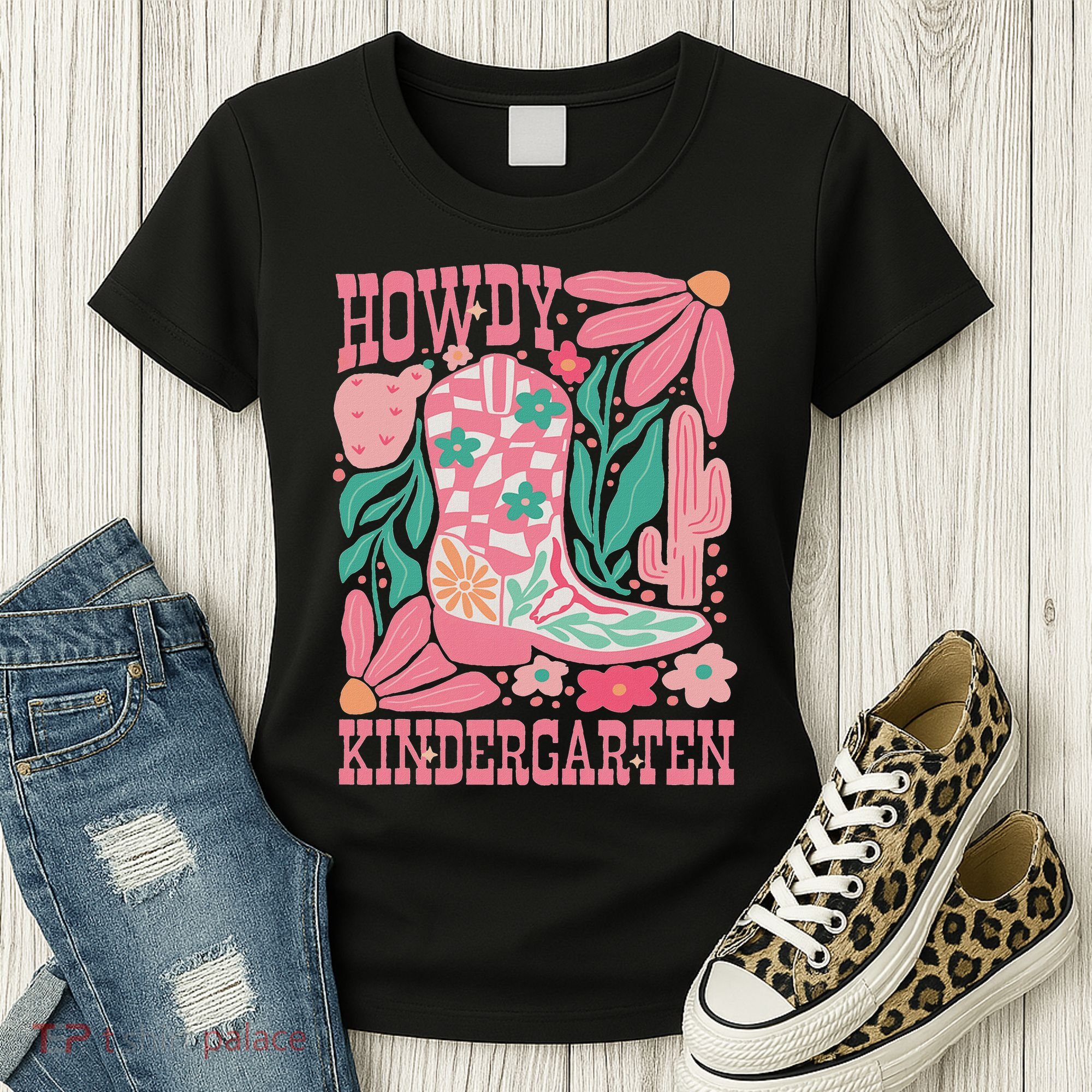 Howdy Kindergarten Western Kindergarten Vibe Teacher Cowgirl Women's T-Shirt