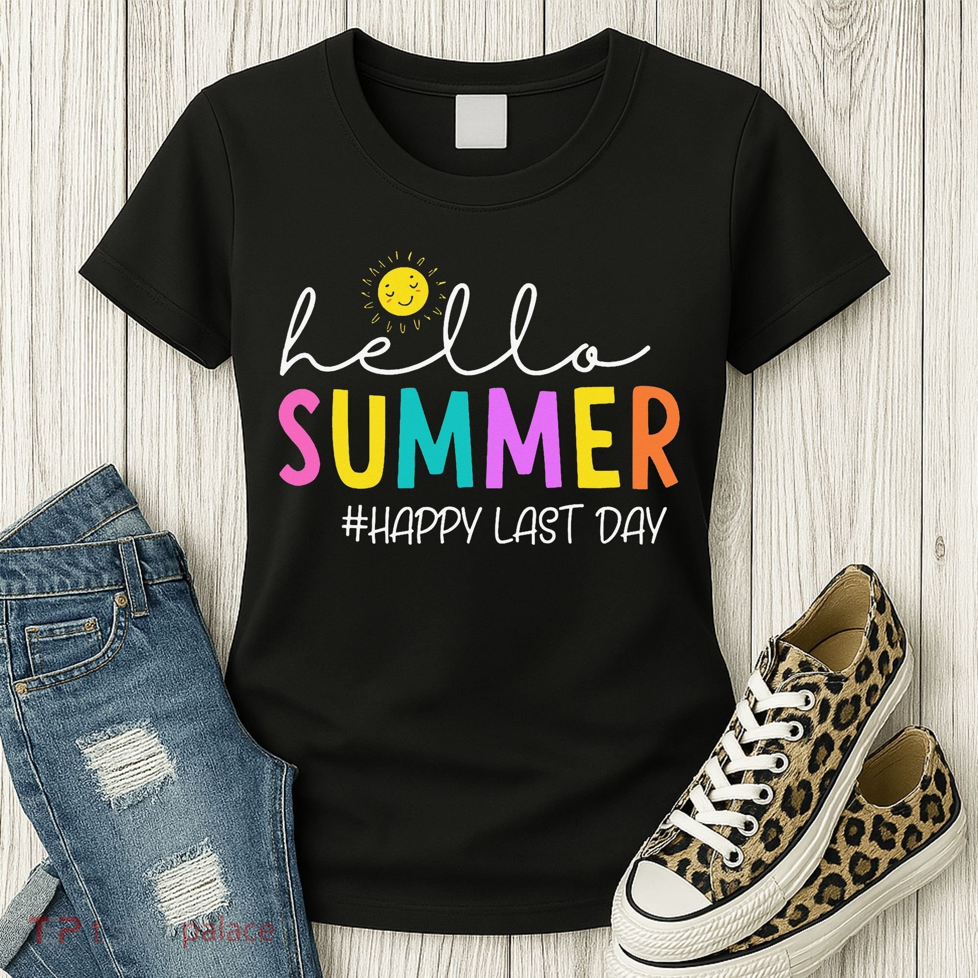 Happy Last Day Of School Teacher Student Hello Summer Gifts Women's T-Shirt