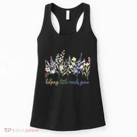 Helping Little Minds Grow Women's Tank Top thumb 0