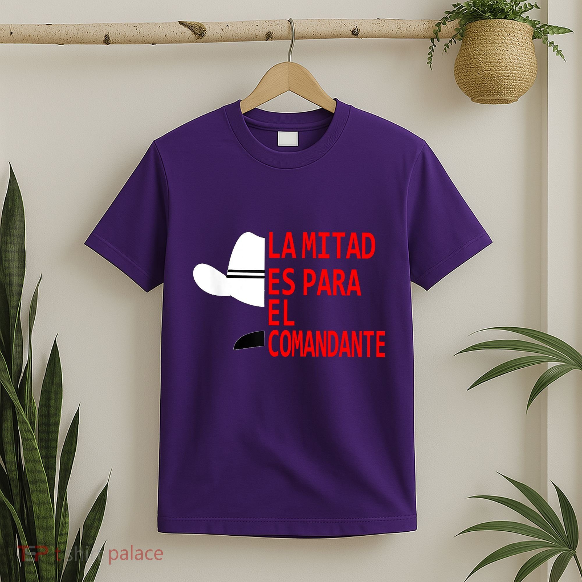 Honduras La Mitad Es Para El Comandante T-Shirt