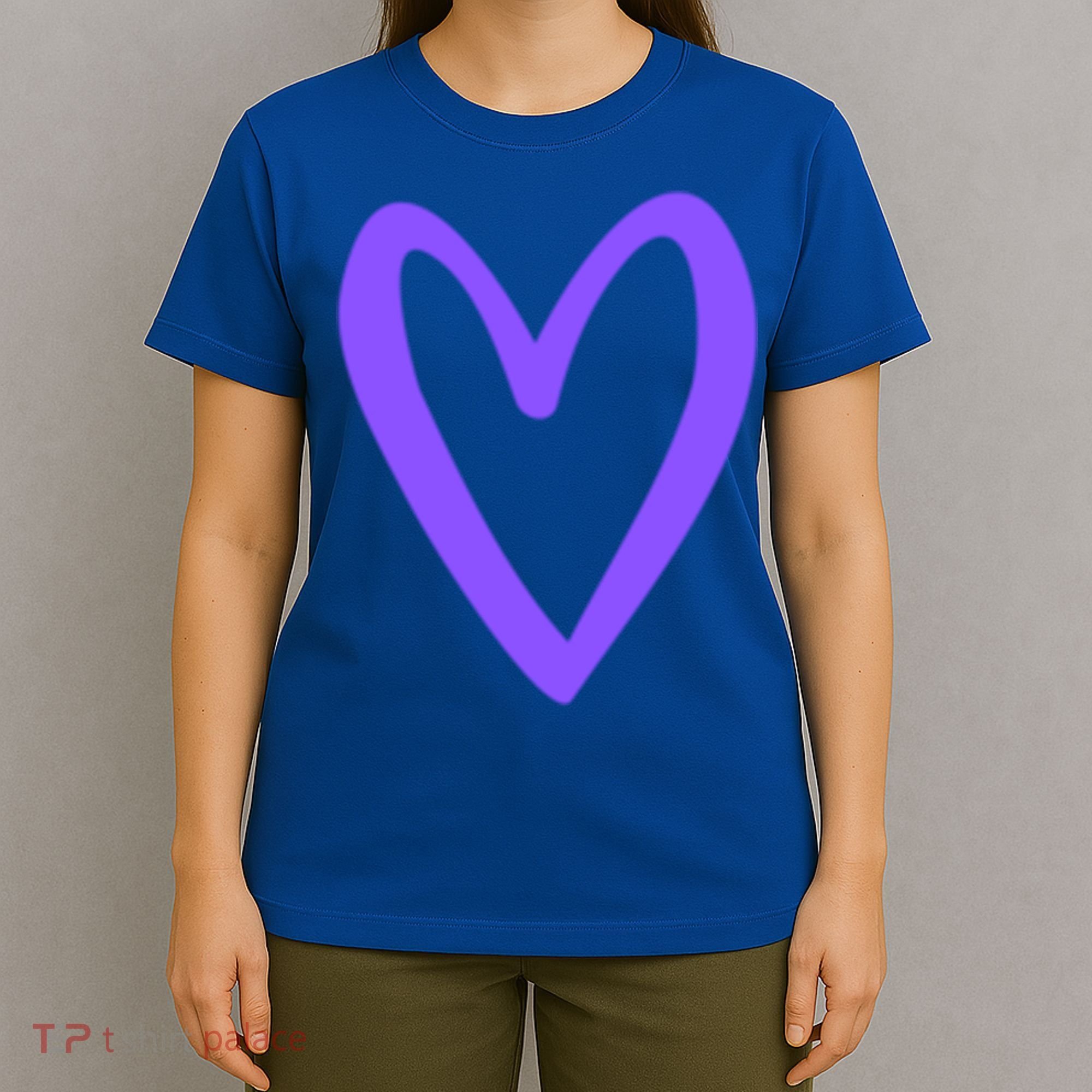 Heart Love Retro Vintage Tiny Purple Heart Valentine's Day Gift T-Shirt