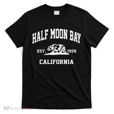 Half Moon Bay California CA Vintage State Athletic Style T-Shirt