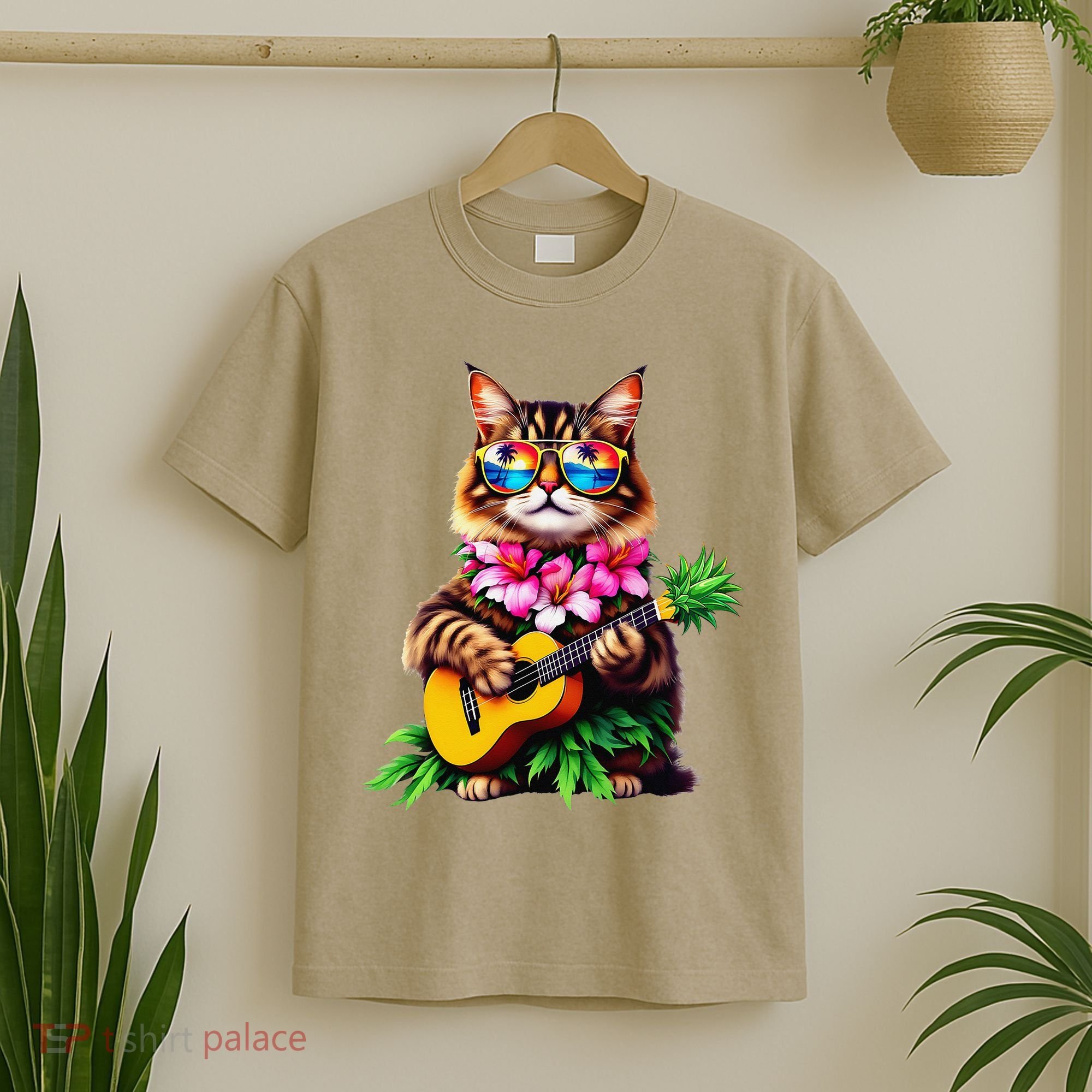 Hawaiian Maine Coon Cat Pineapple Ukulele Summer Vacation T-Shirt