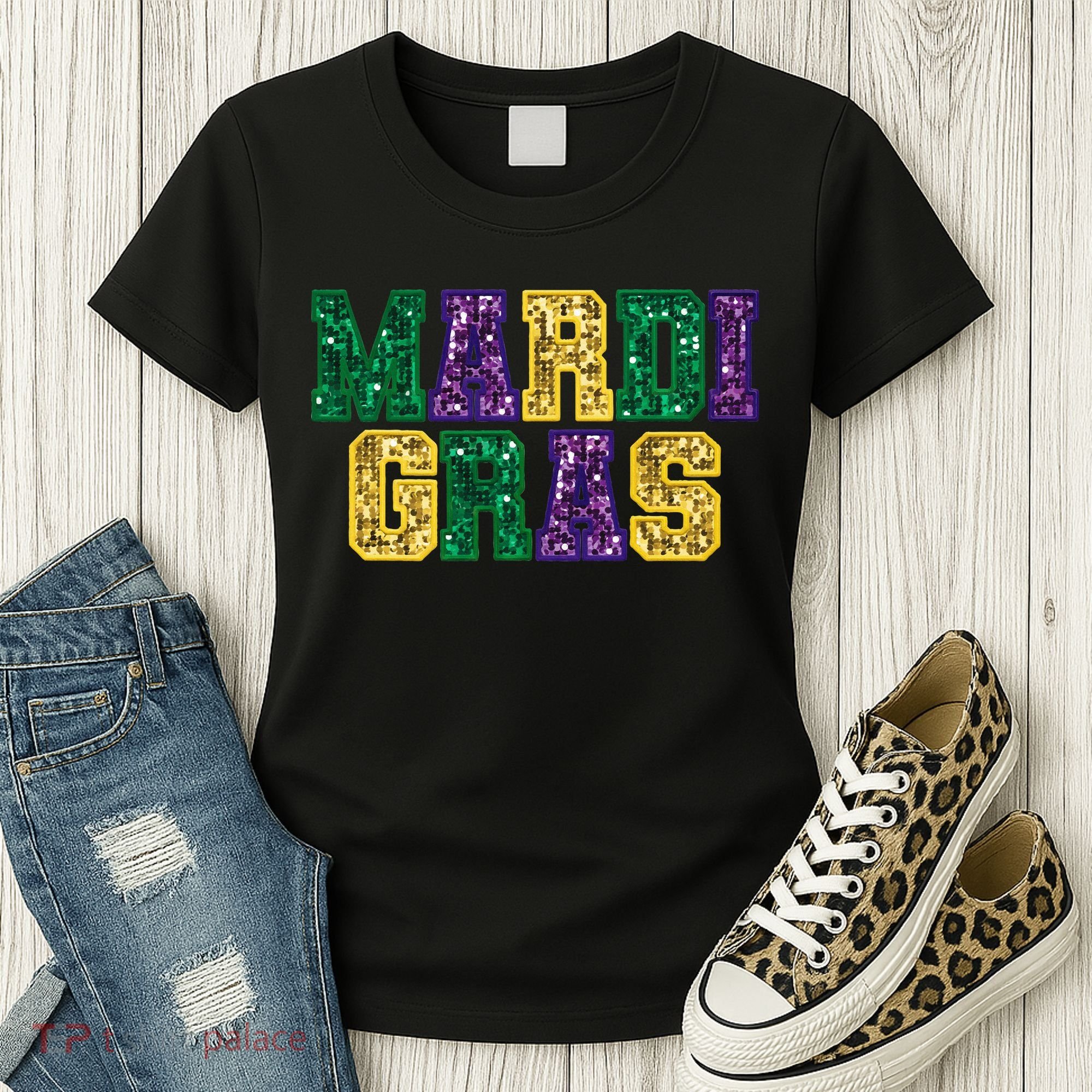 Happy Mardi Gras Carnival Fat Tuesday Fleur De Lis Women's T-Shirt