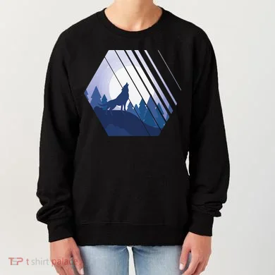 Howling Wolf Women's Sweatshirt