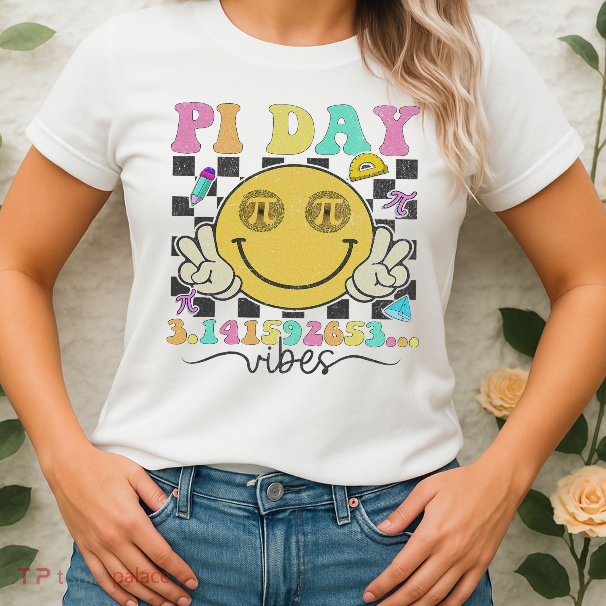 Happy Pi Day 3. 14 Vibes Cute Smile Face Pi Day Women's T-Shirt