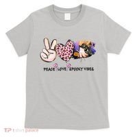 Halloween Peace Love Spooky Vibes Ghost Groovy Vintage Retro T-Shirt thumb 0