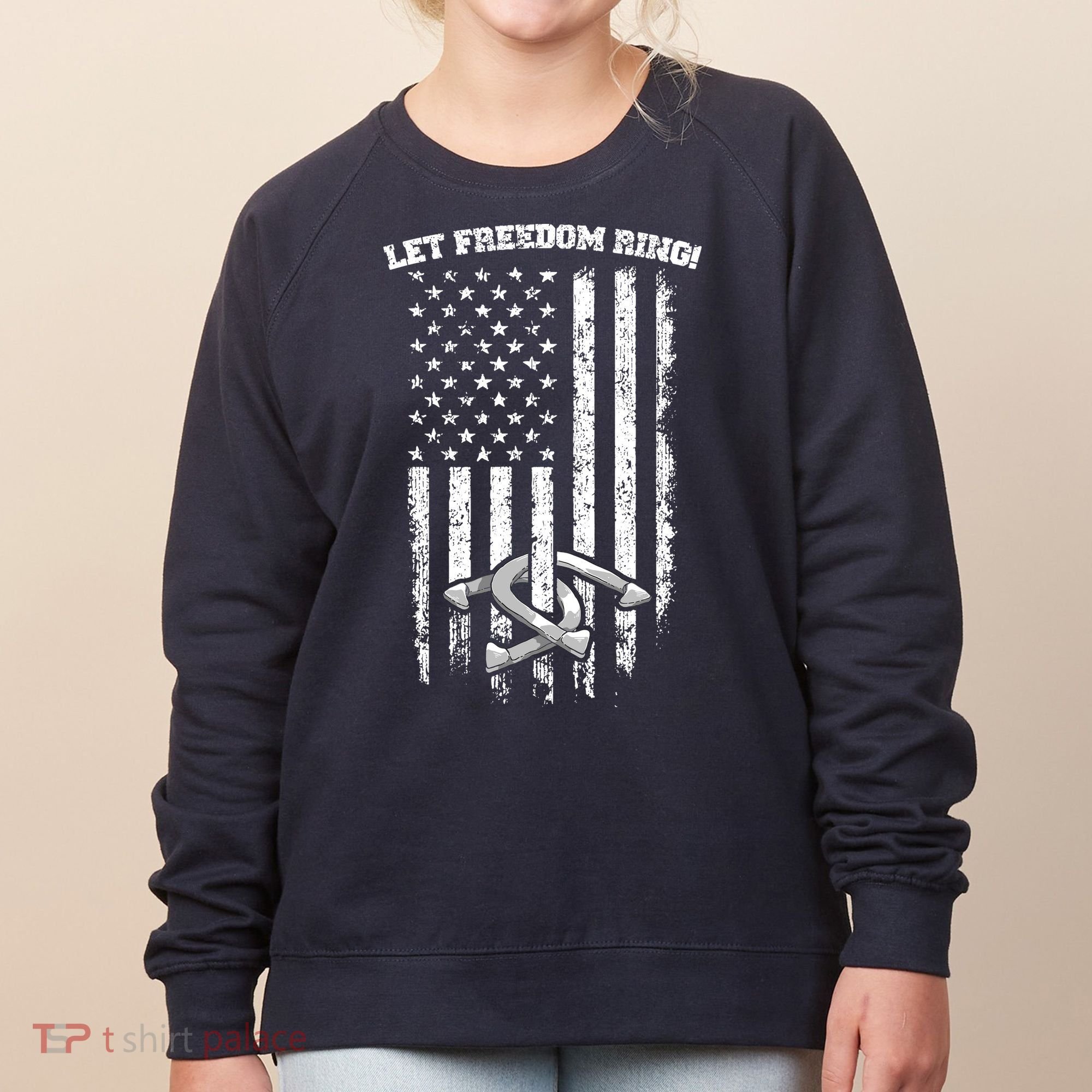 Horseshoes Pitching Patriotic Distressed American Flag Gift Women's Sweatshirt