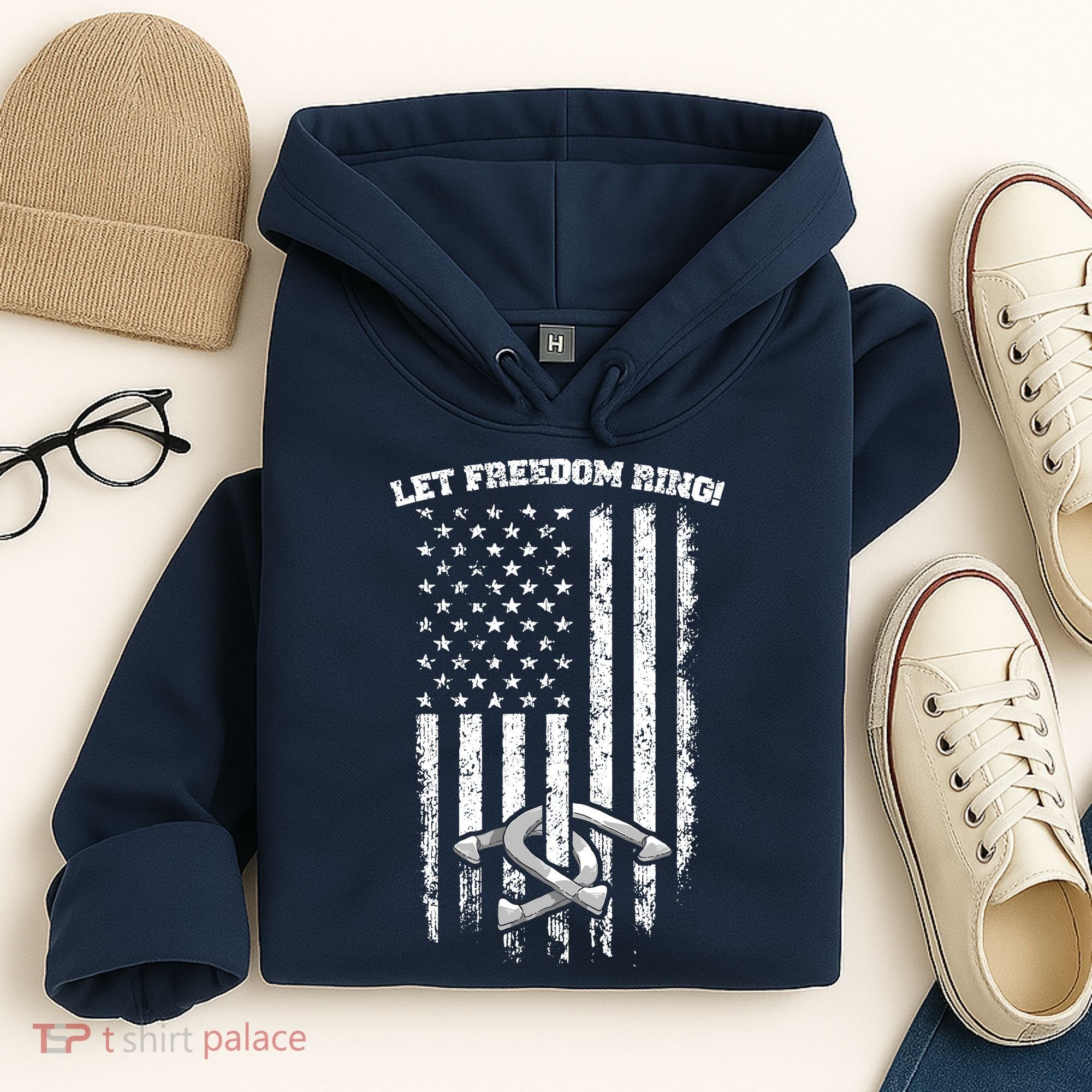 Horseshoes Pitching Patriotic Distressed American Flag Gift Hoodie