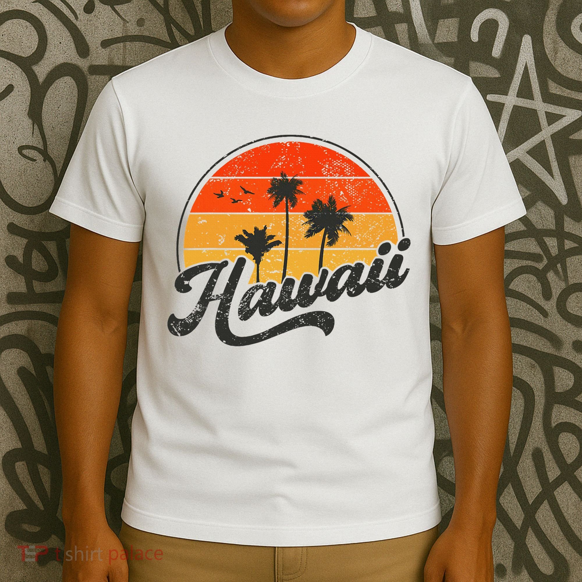 Hawaii Retro Vintage Sunset T-Shirt
