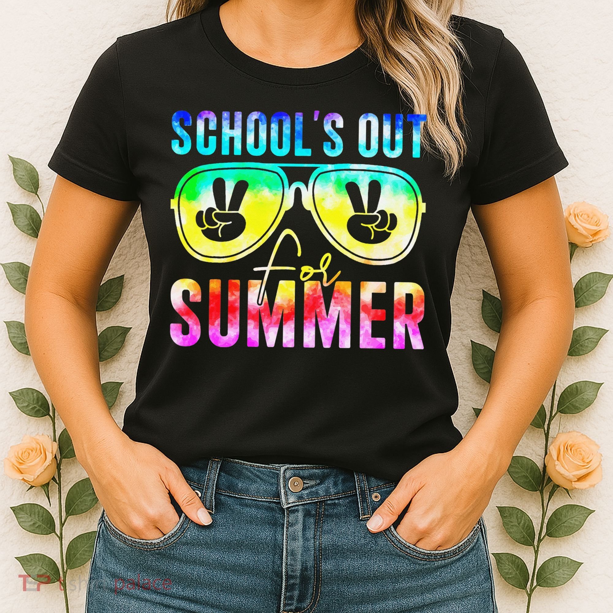 Hello Summer Happy The End Of School Year Teacher Student Women's T-Shirt