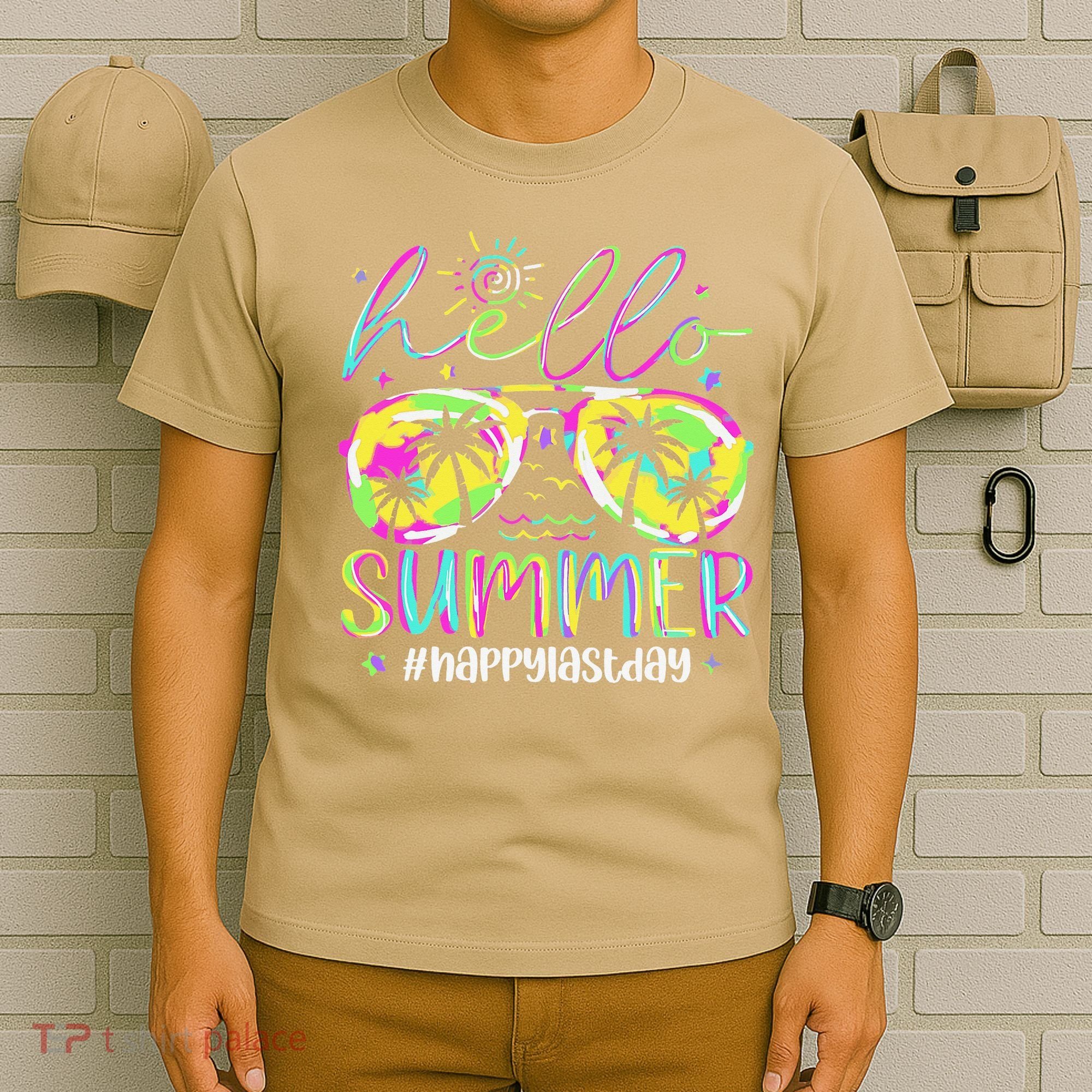 Hello Summer Happy Last Day Of School Teacher Student T-Shirt